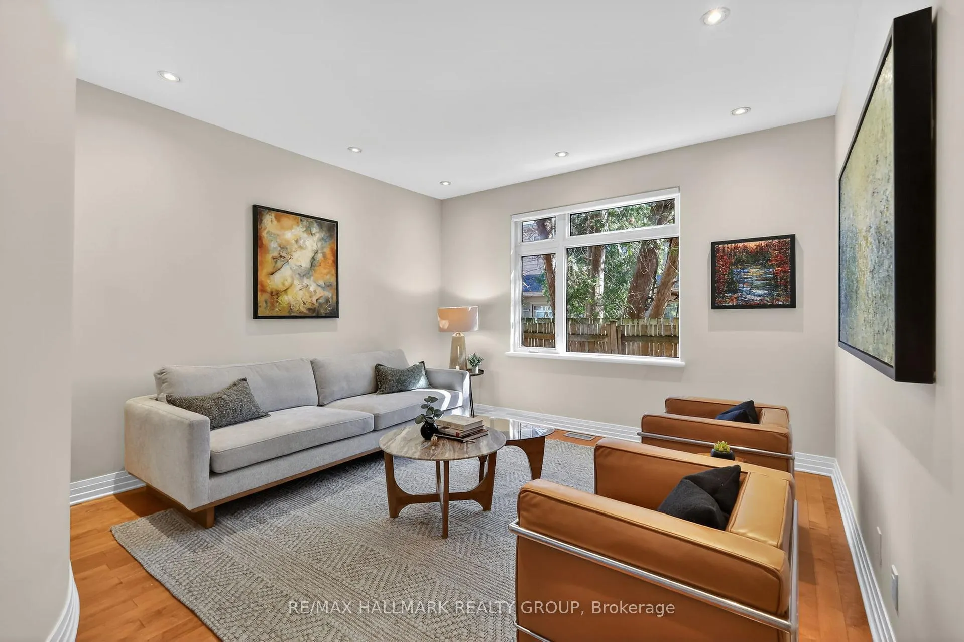 Photo 1 of 1934 Lenester Avenue, Ottawa, McKellar Heights/Glabar Park — HOMEH