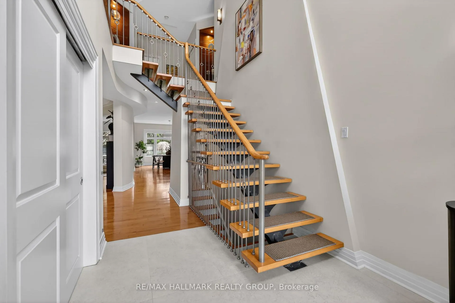 Photo 9 of 1934 Lenester Avenue, Ottawa, McKellar Heights/Glabar Park — HOMEH