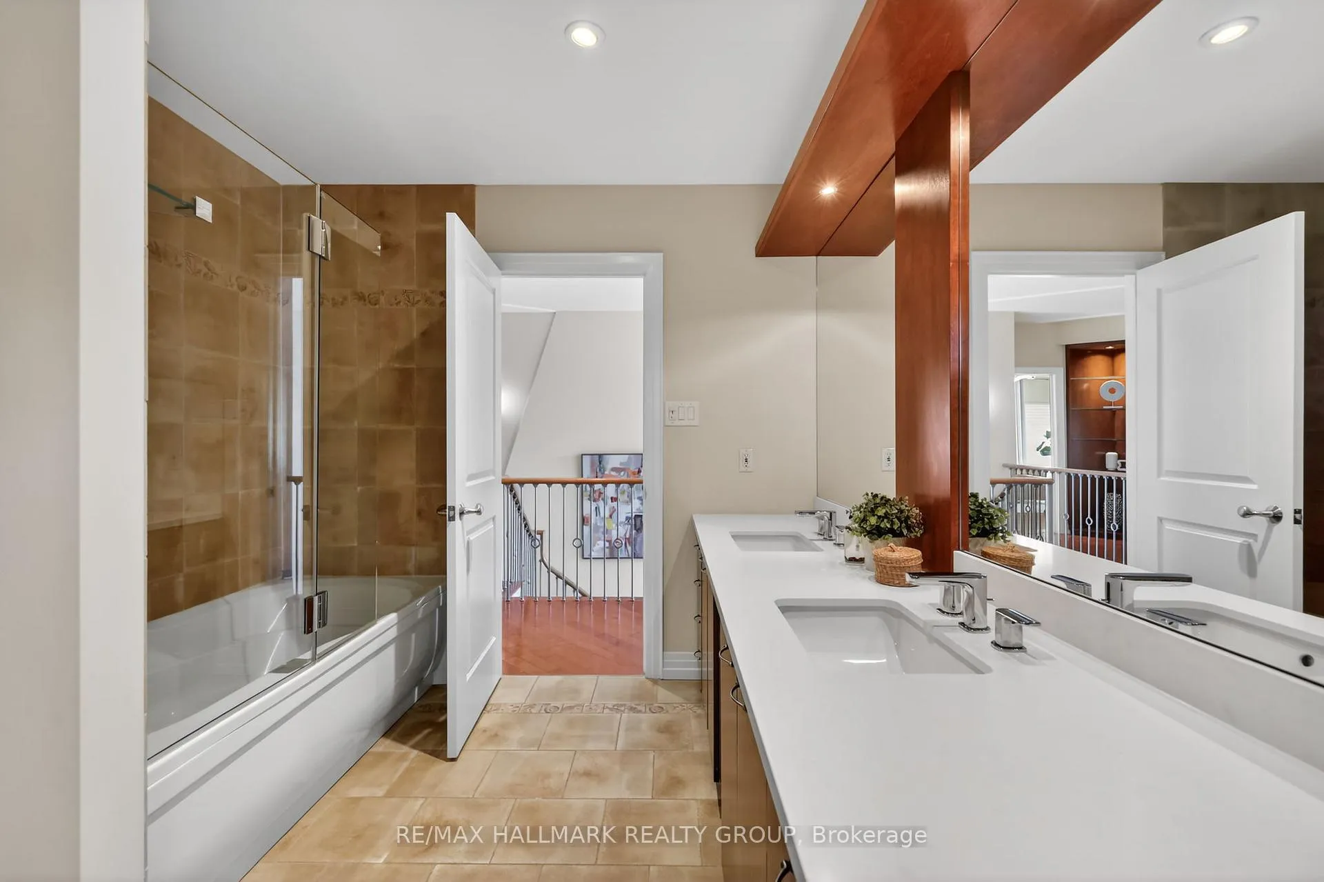Photo 21 of 1934 Lenester Avenue, Ottawa, McKellar Heights/Glabar Park — HOMEH