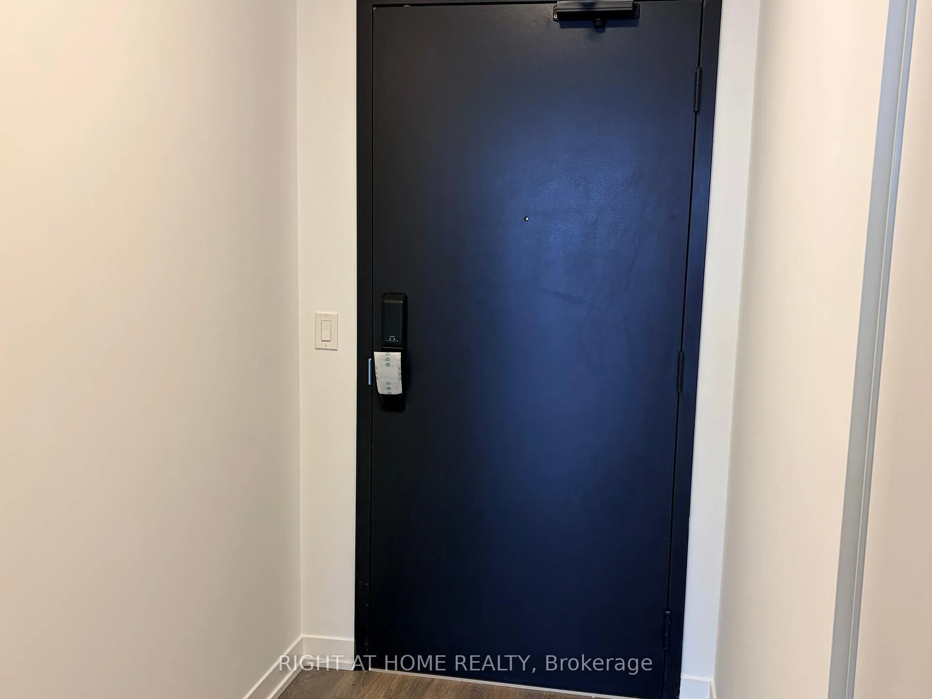Photo 11 of Unit D801, 4878 Powers Common, Burlington, Alton — HOMEH