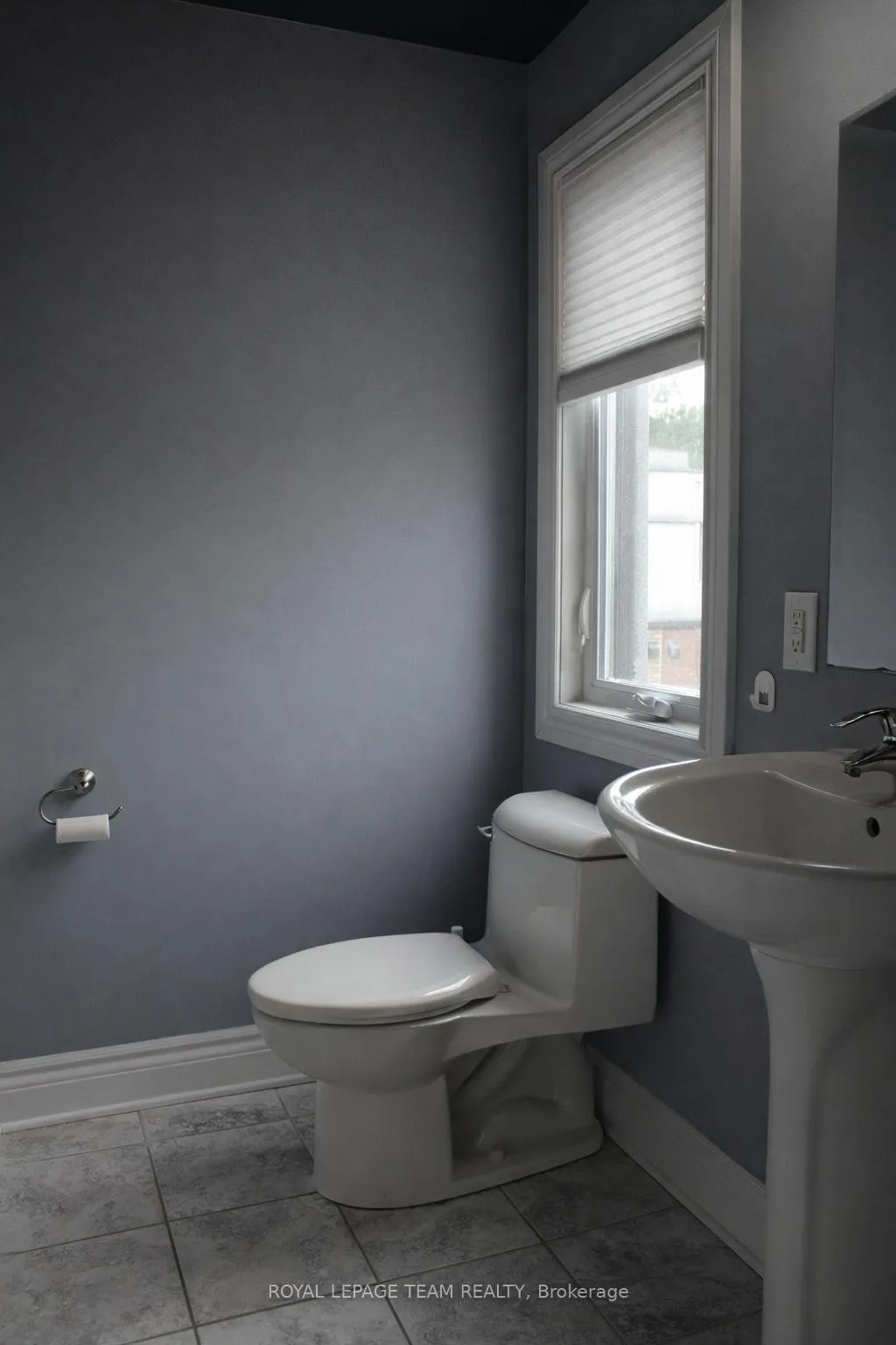Photo 16 of 3358 Carling Avenue, Ottawa, Crystal Beach — HOMEH