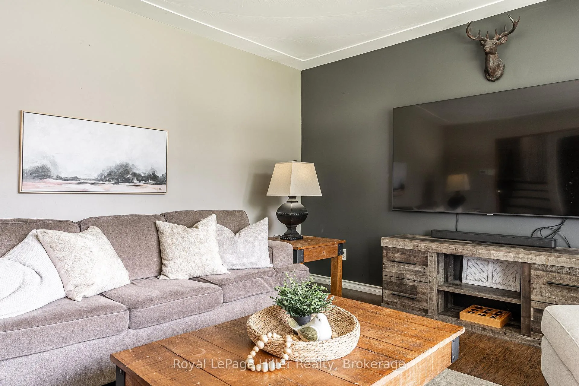 Photo 10 of 9 Simpson Court, Stratford — HOMEH