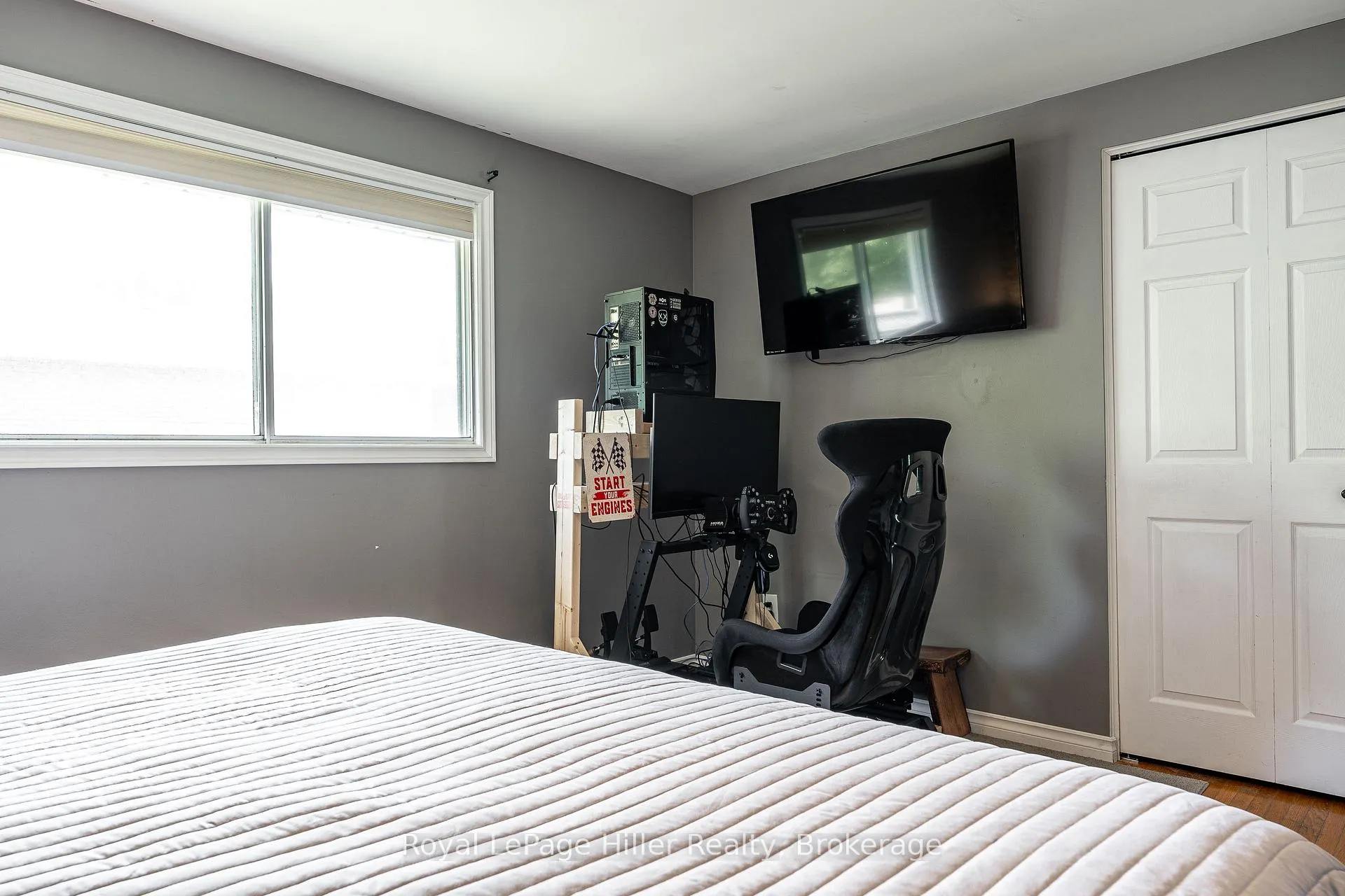 Photo 25 of 9 Simpson Court, Stratford — HOMEH