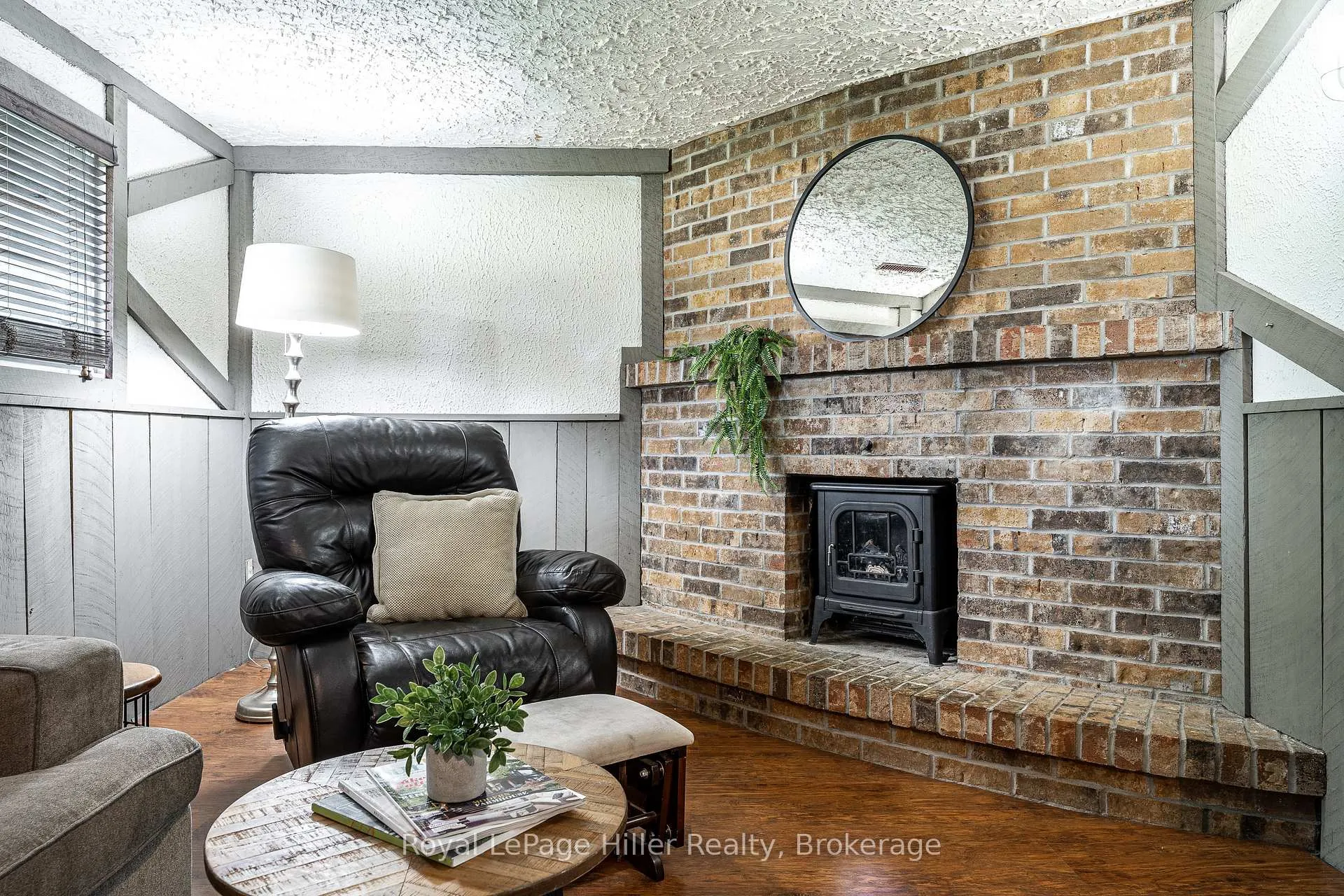 Photo 32 of 9 Simpson Court, Stratford — HOMEH