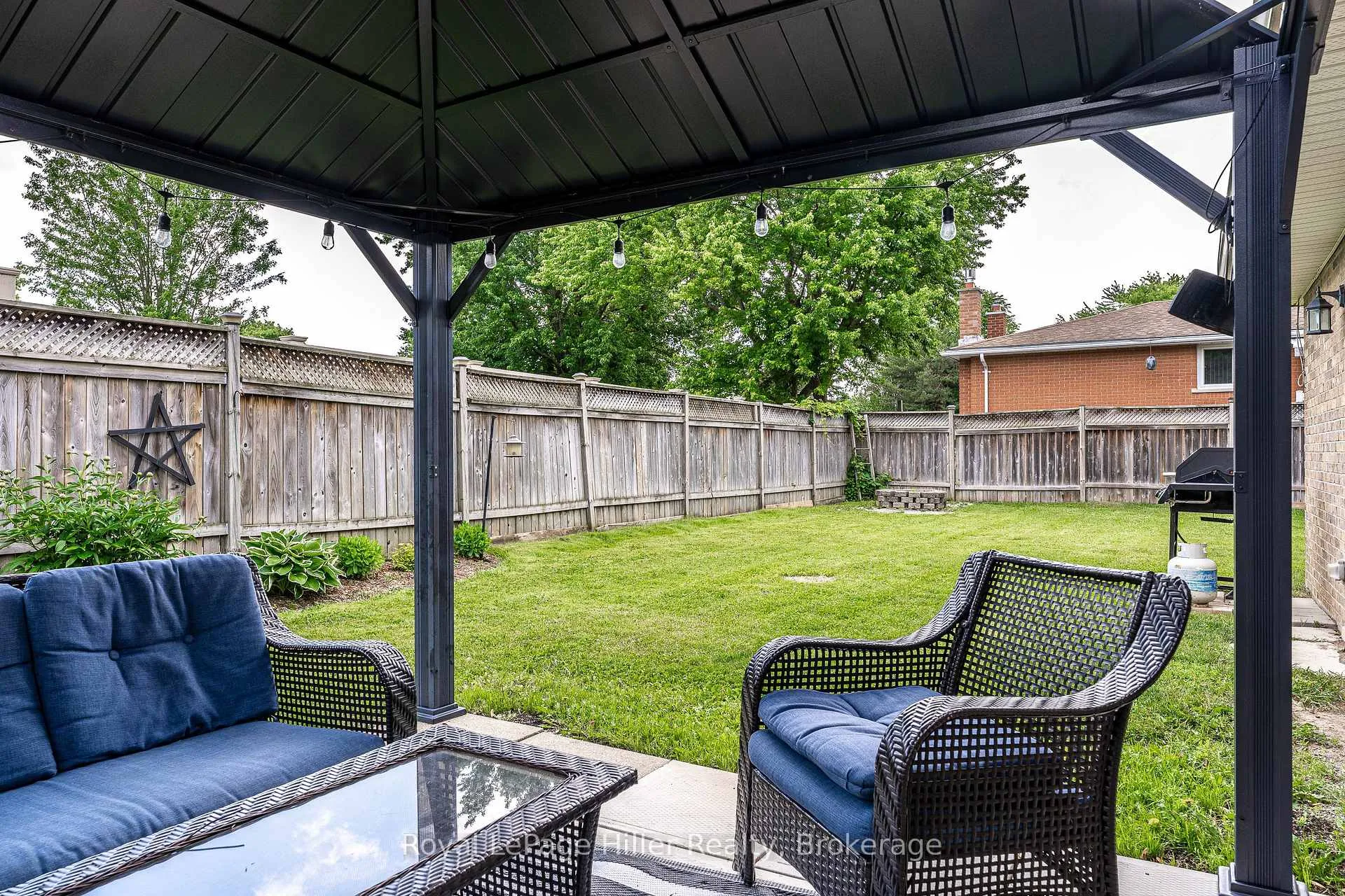 Photo 43 of 9 Simpson Court, Stratford — HOMEH