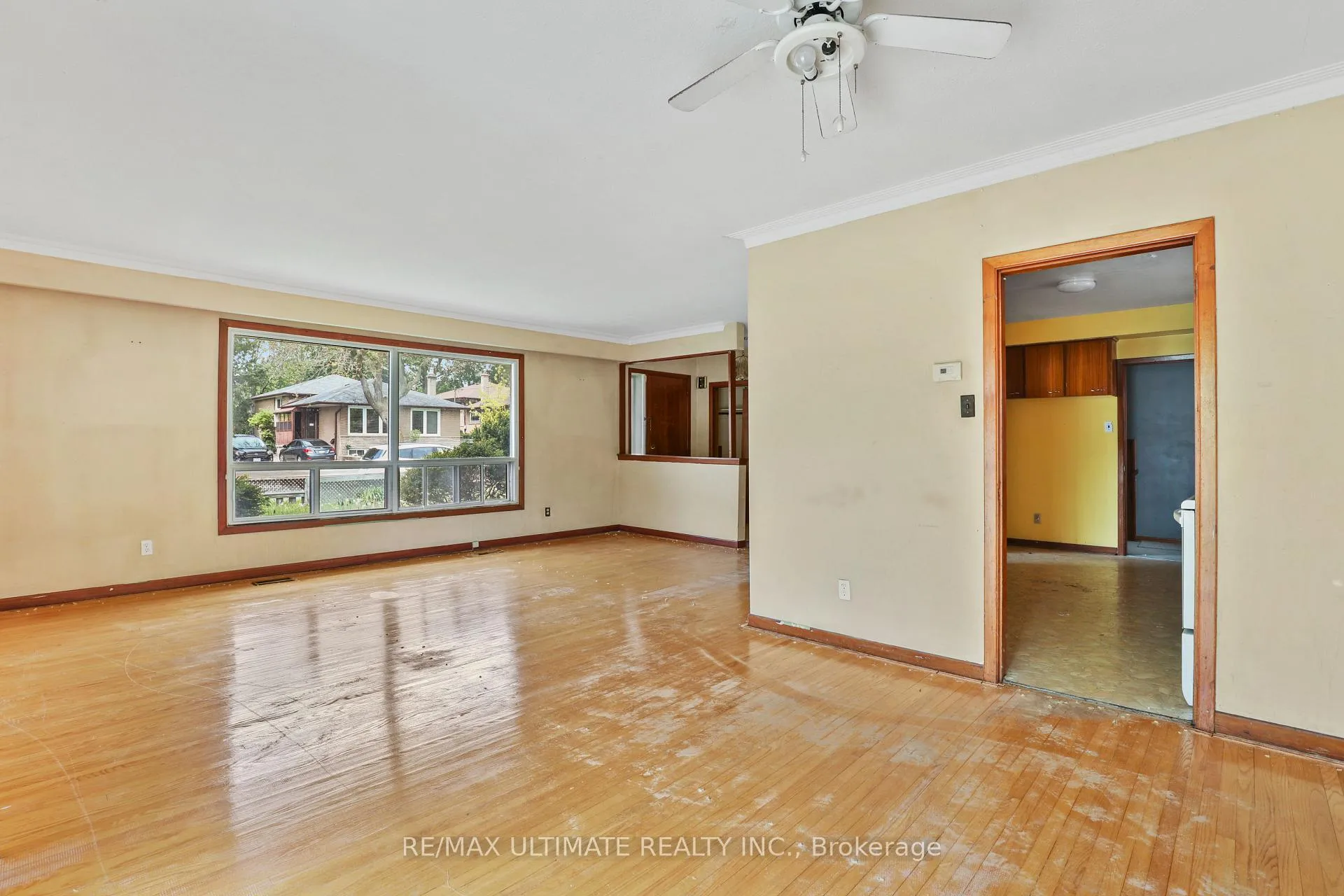 Photo 4 of 7 Eastpark Boulevard, Scarborough, Woburn — HOMEH