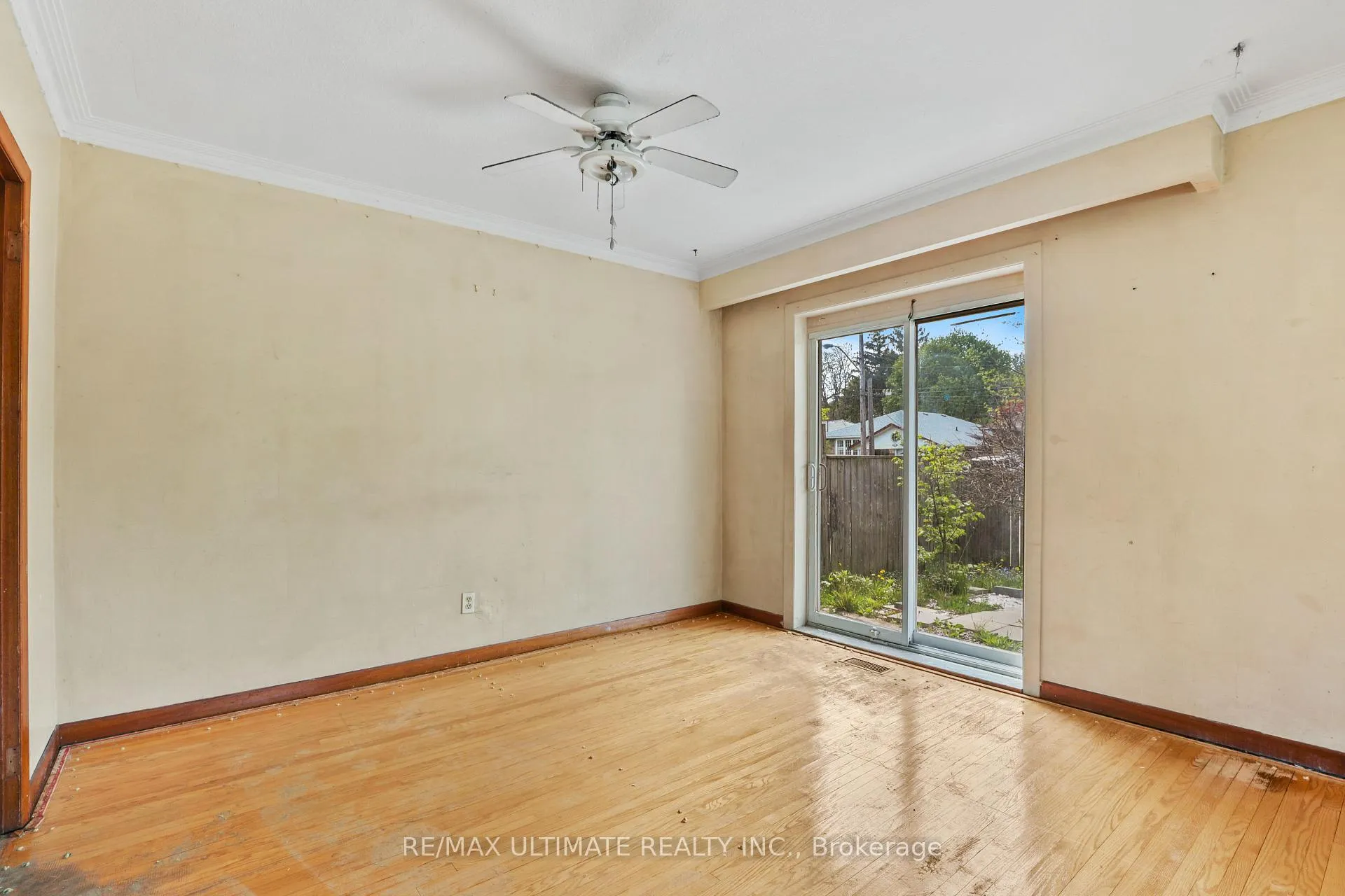 Photo 9 of 7 Eastpark Boulevard, Scarborough, Woburn — HOMEH