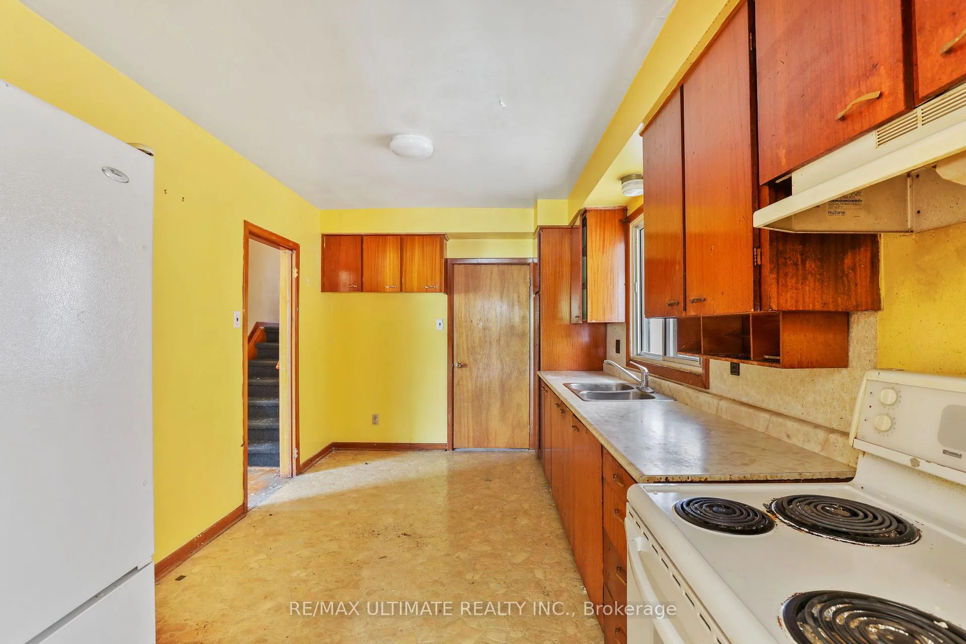 Photo 13 of 7 Eastpark Boulevard, Scarborough, Woburn — HOMEH