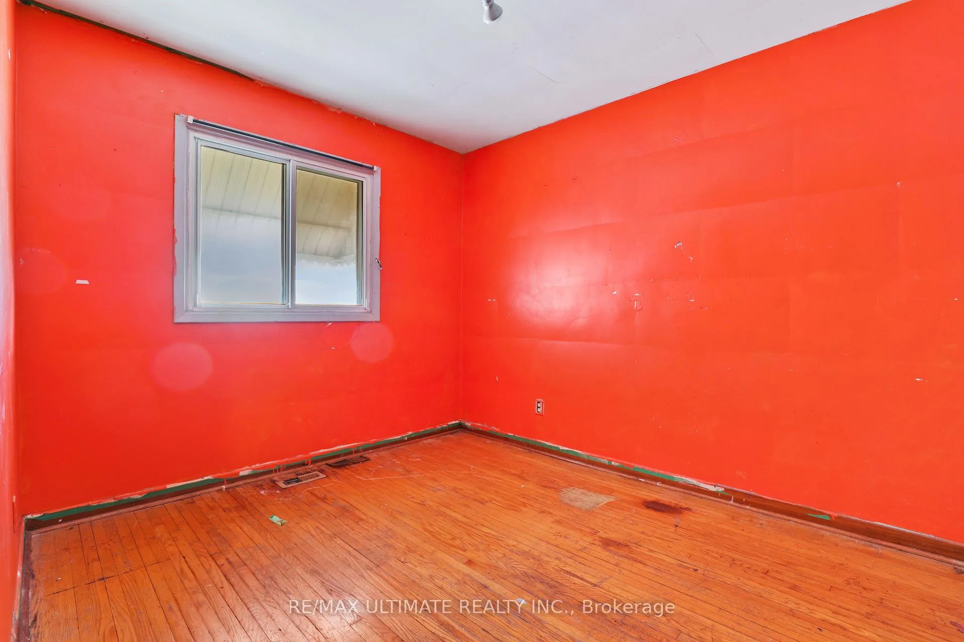 Photo 16 of 7 Eastpark Boulevard, Scarborough, Woburn — HOMEH