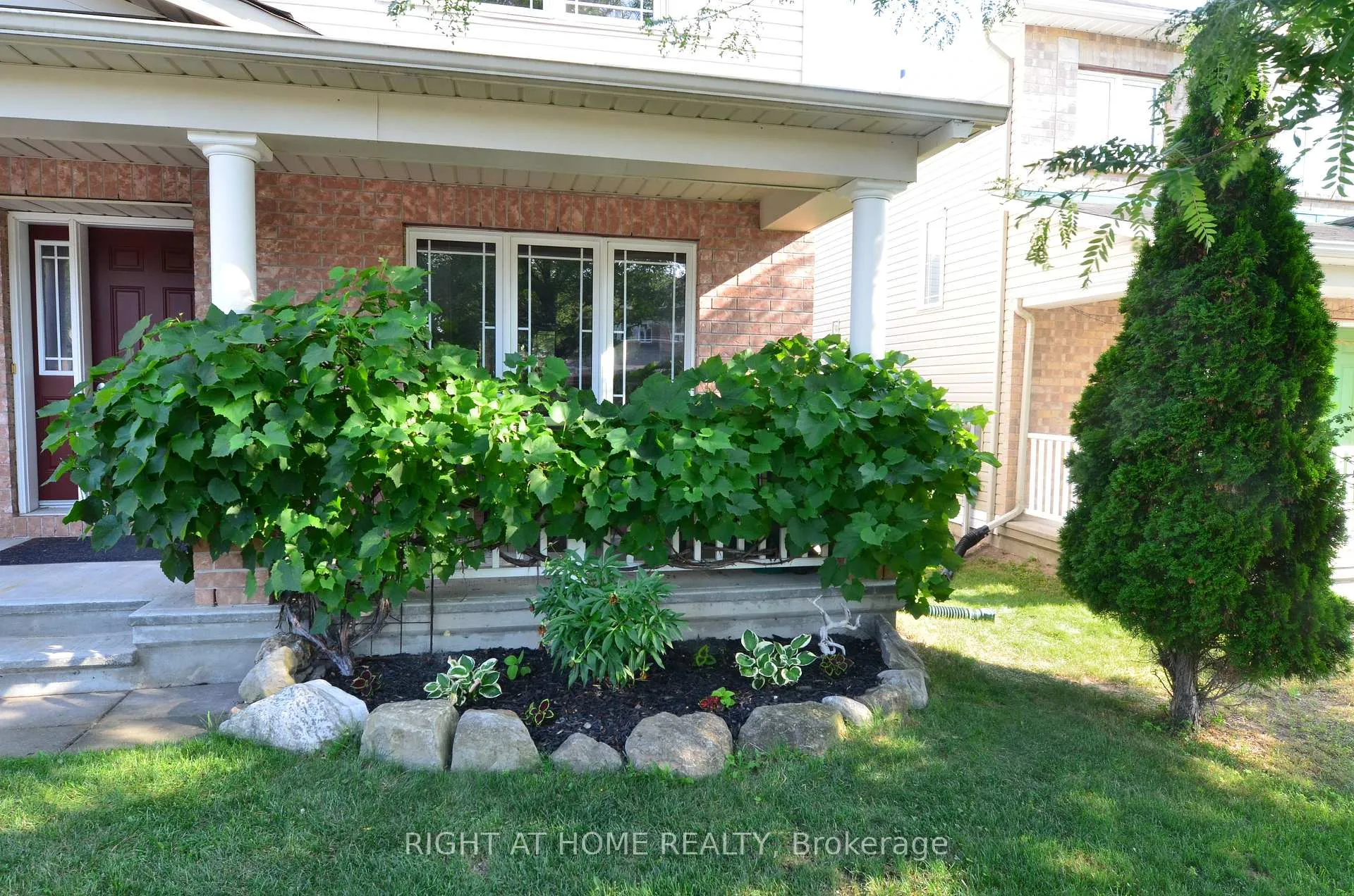 Photo 4 of 467 Paul Metivier Drive, Ottawa, Barrhaven - Strandherd — HOMEH