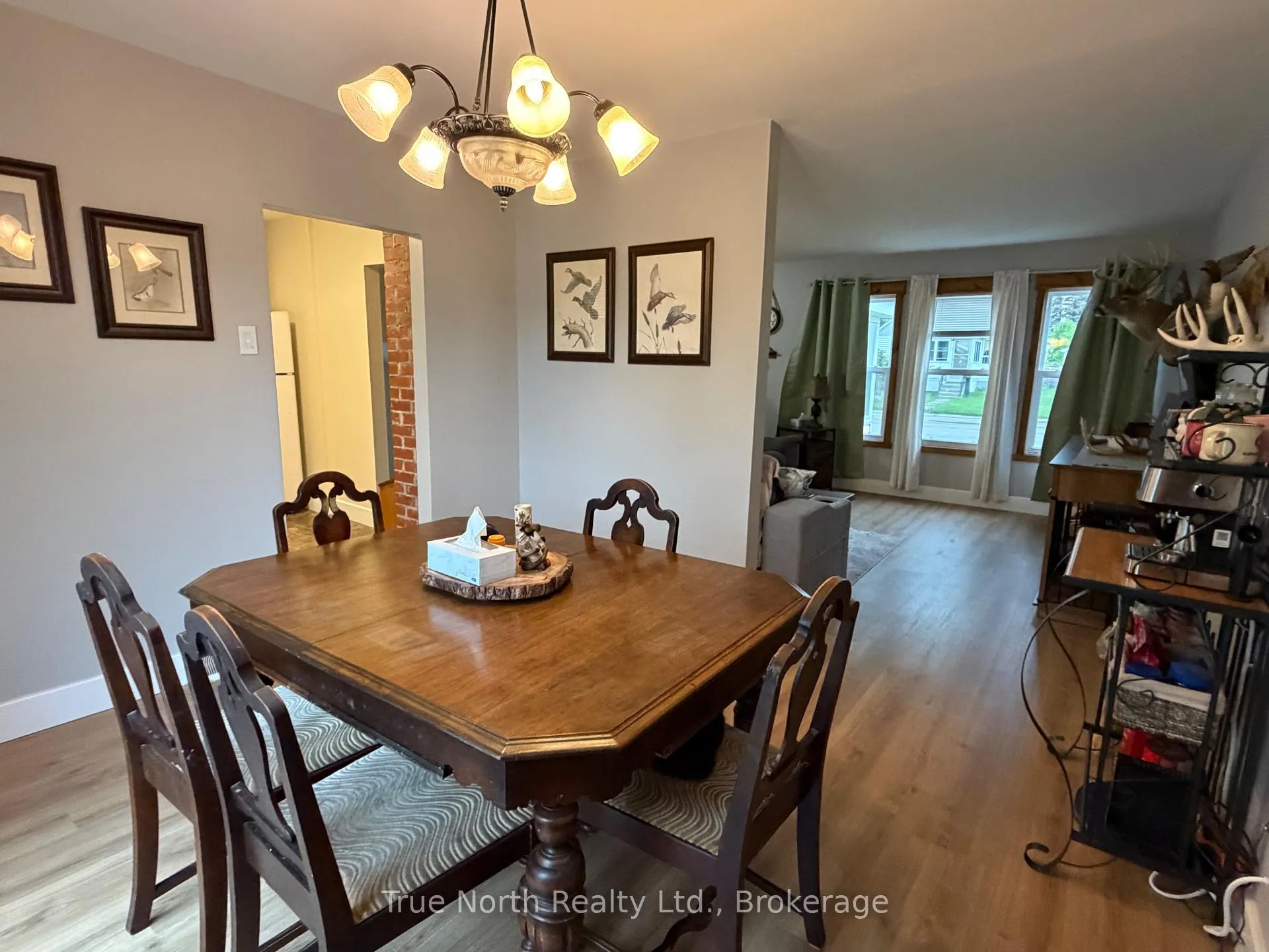 Photo 8 of 35 Devonshire Street, Kapuskasing — HOMEH
