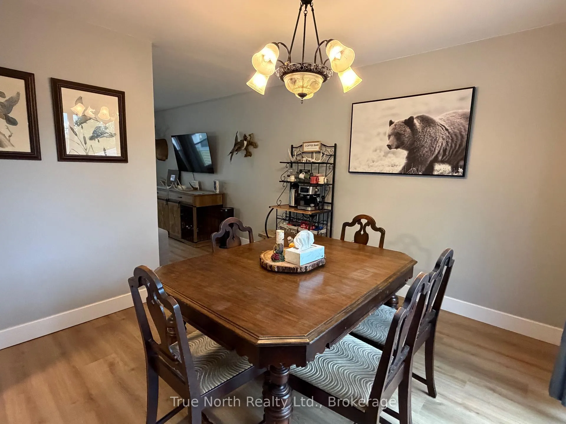 Photo 9 of 35 Devonshire Street, Kapuskasing — HOMEH