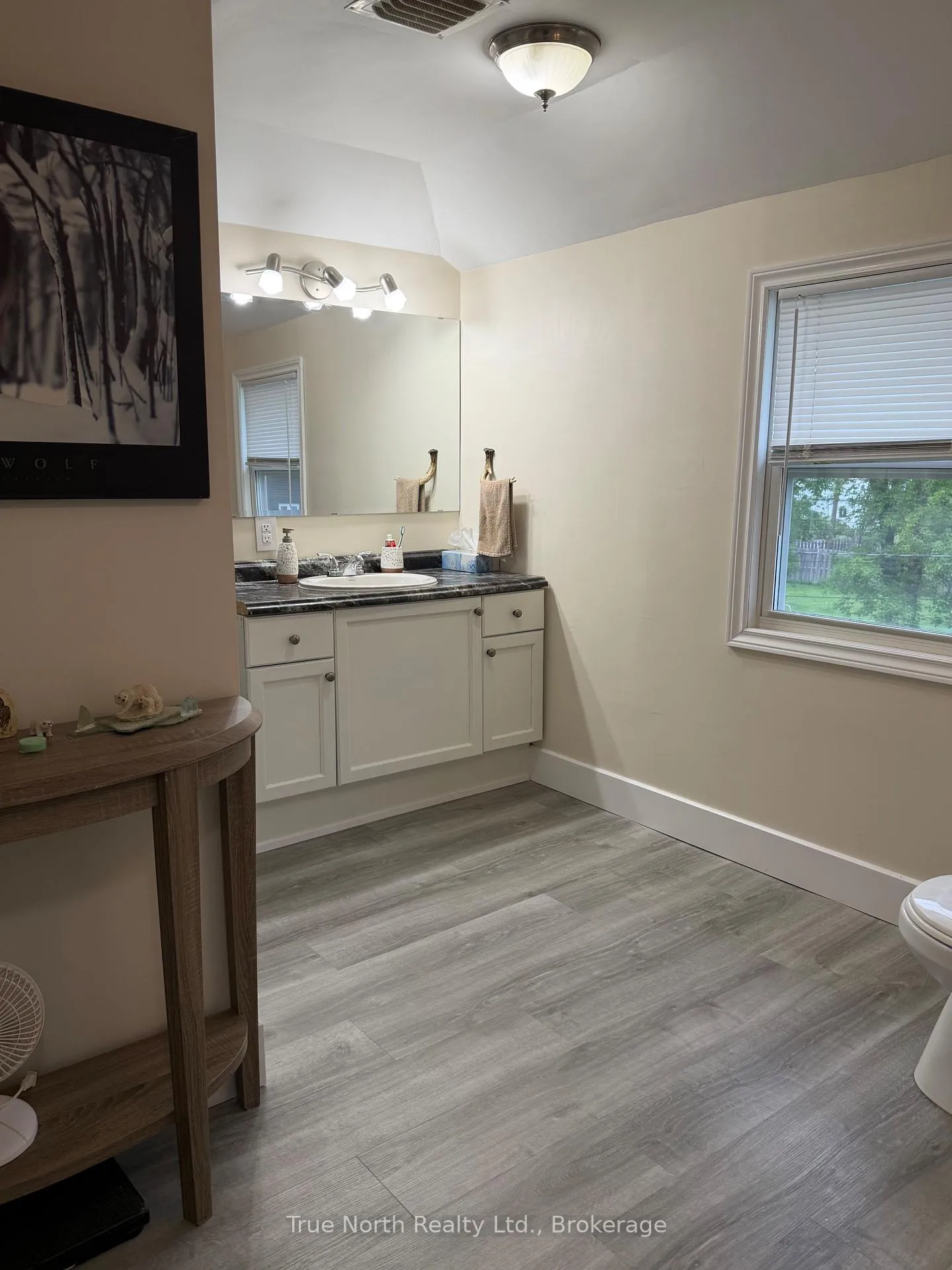 Photo 20 of 35 Devonshire Street, Kapuskasing — HOMEH