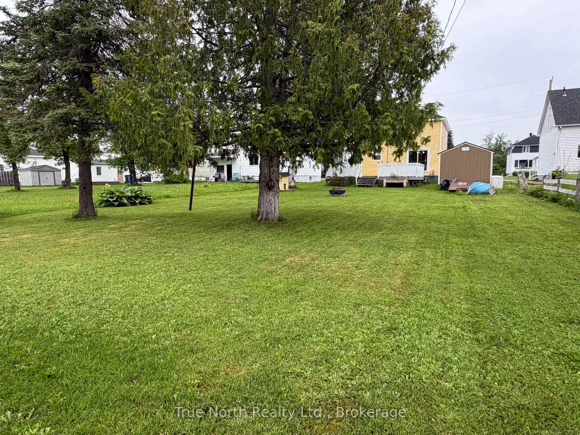 Photo 29 of 35 Devonshire Street, Kapuskasing — HOMEH