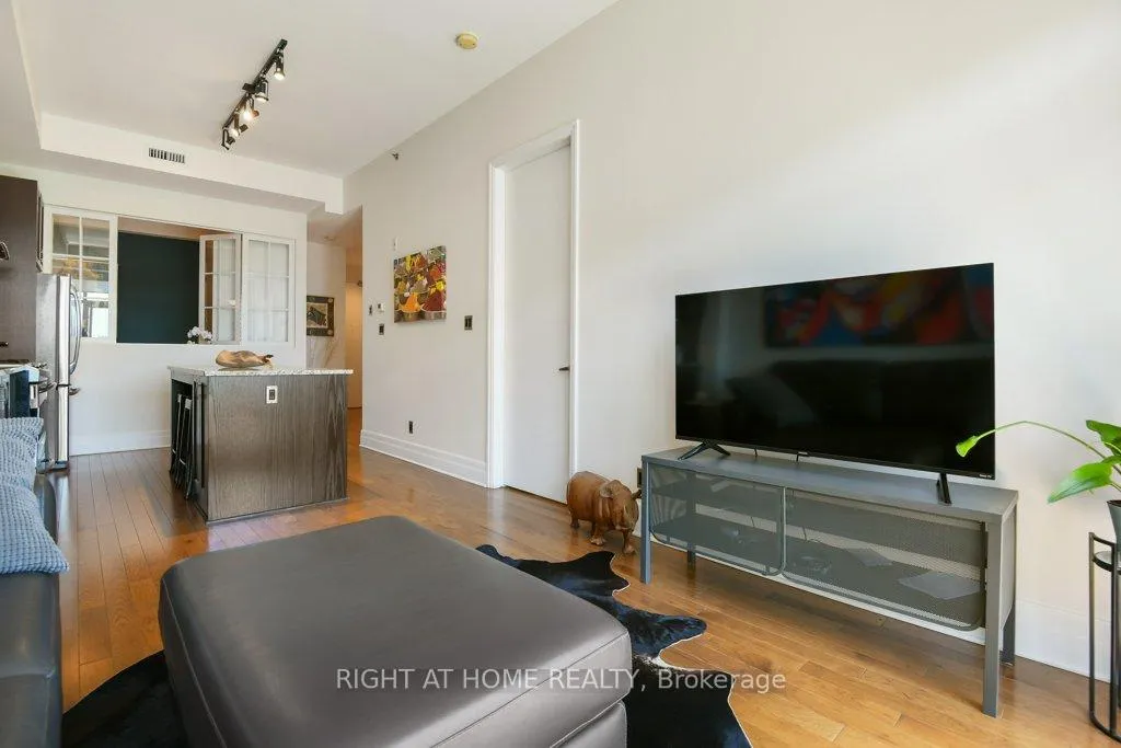 Photo 8 of Unit 409 - PH9, 808 Bronson Avenue, Ottawa, Dows Lake — HOMEH