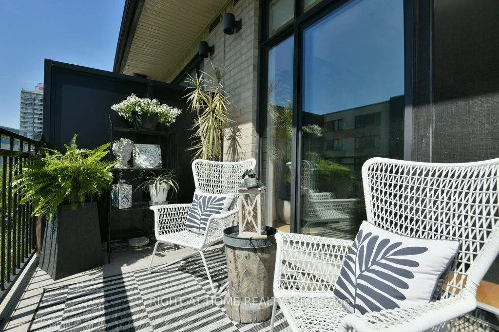Photo 9 of Unit 409 - PH9, 808 Bronson Avenue, Ottawa, Dows Lake — HOMEH
