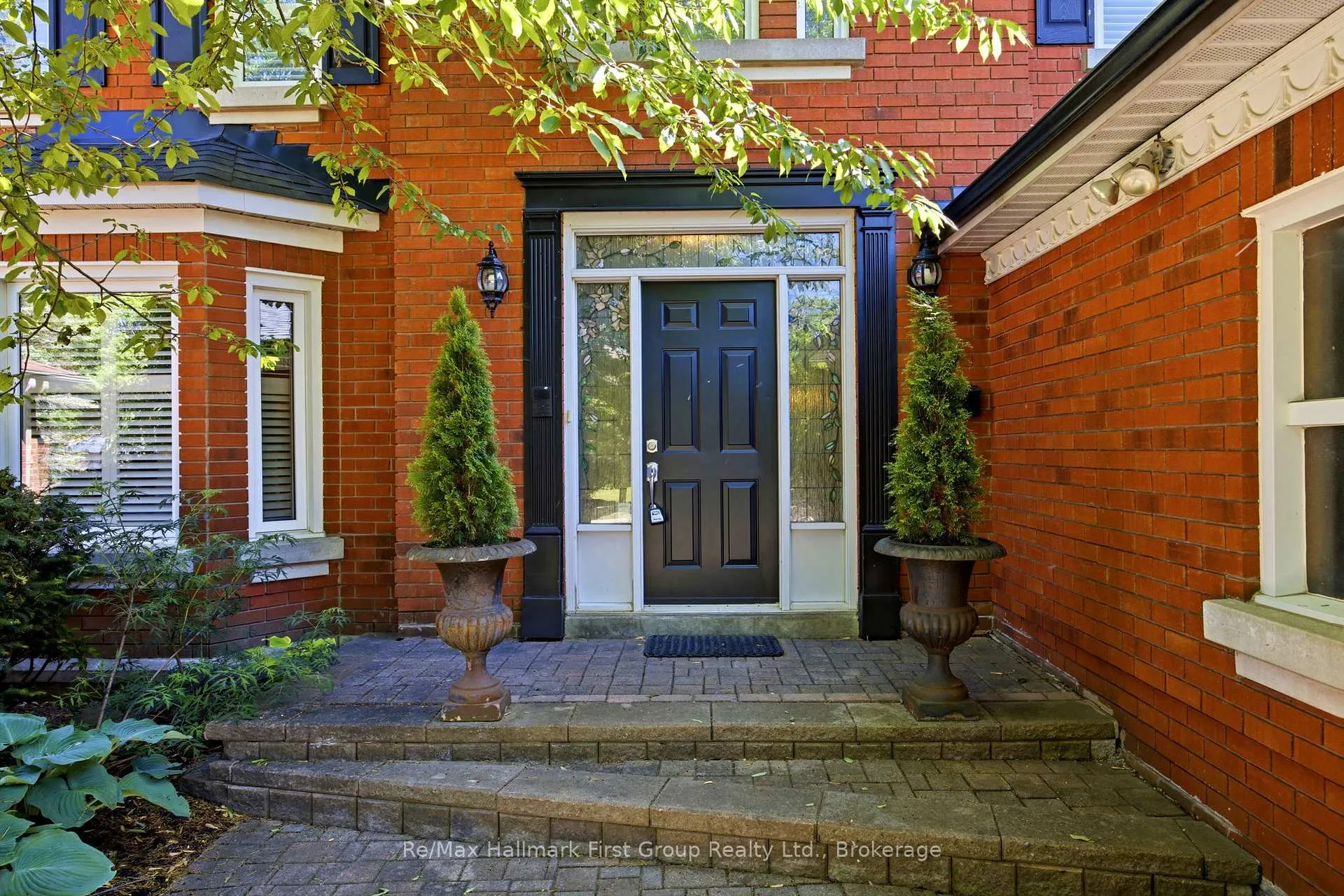 Photo 3 of 37 Kennett Drive, Whitby, Lynde Creek — HOMEH