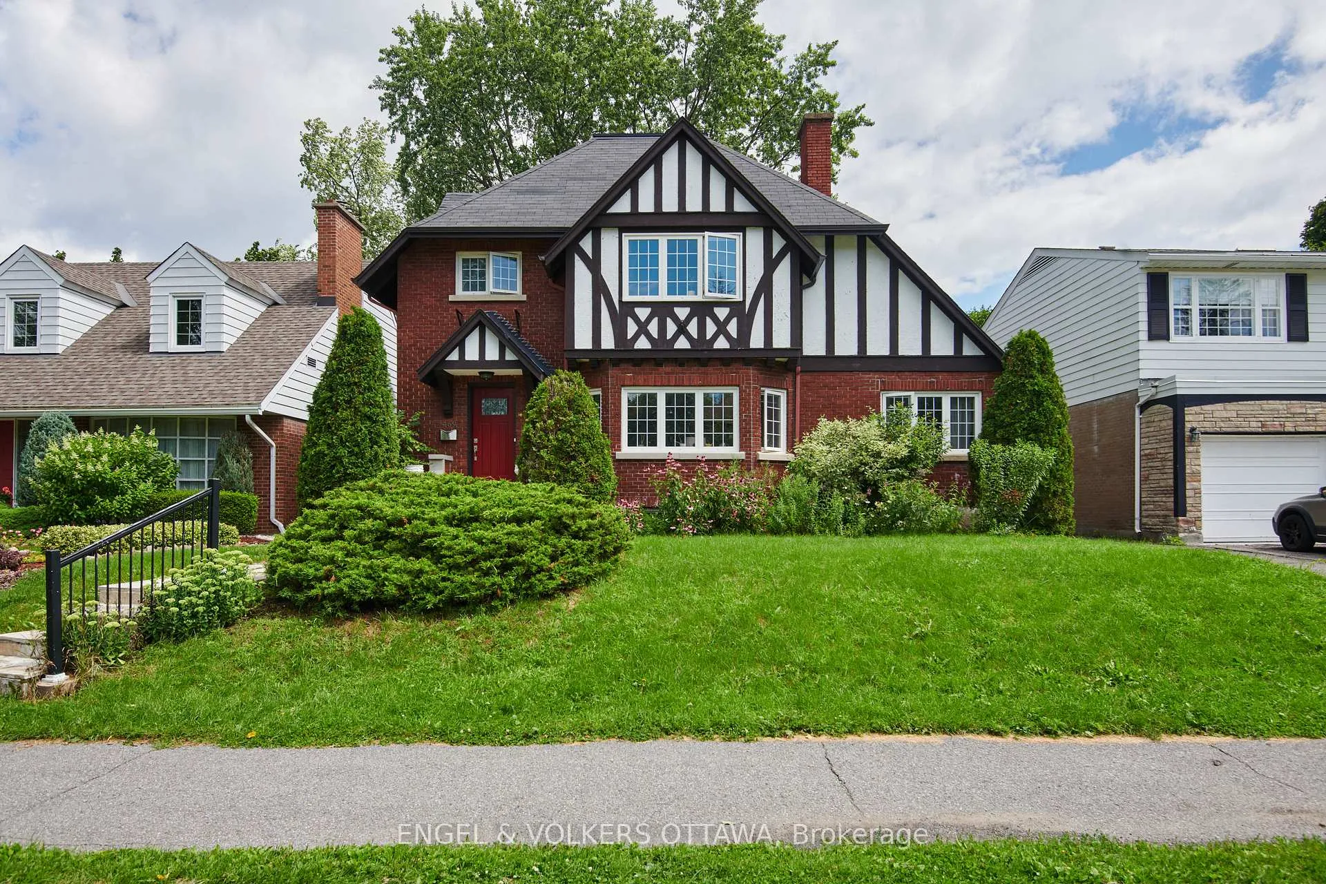 Photo 1 of 469 Island Park Drive, Ottawa, Ottawa West — HOMEH