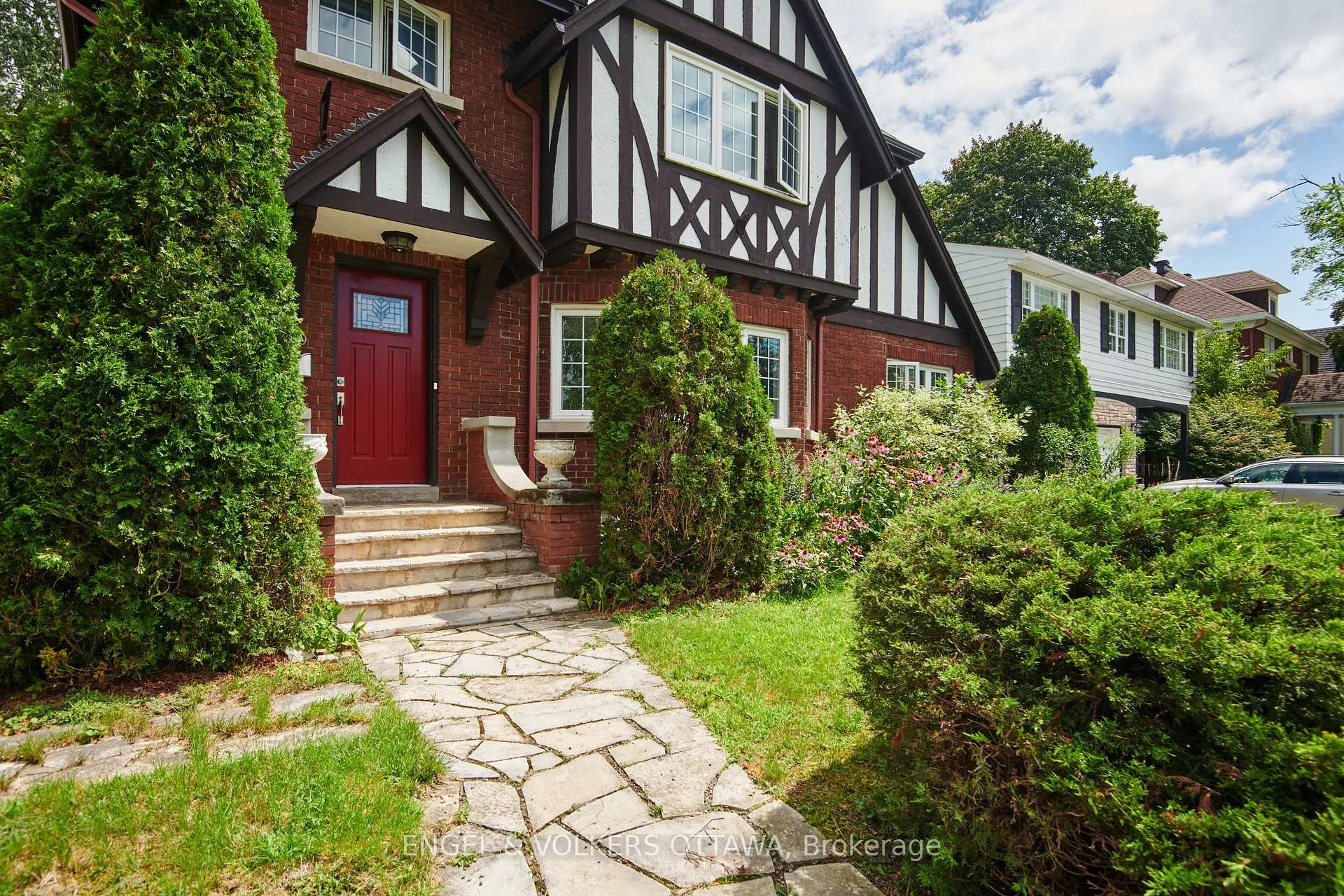 Photo 2 of 469 Island Park Drive, Ottawa, Ottawa West — HOMEH