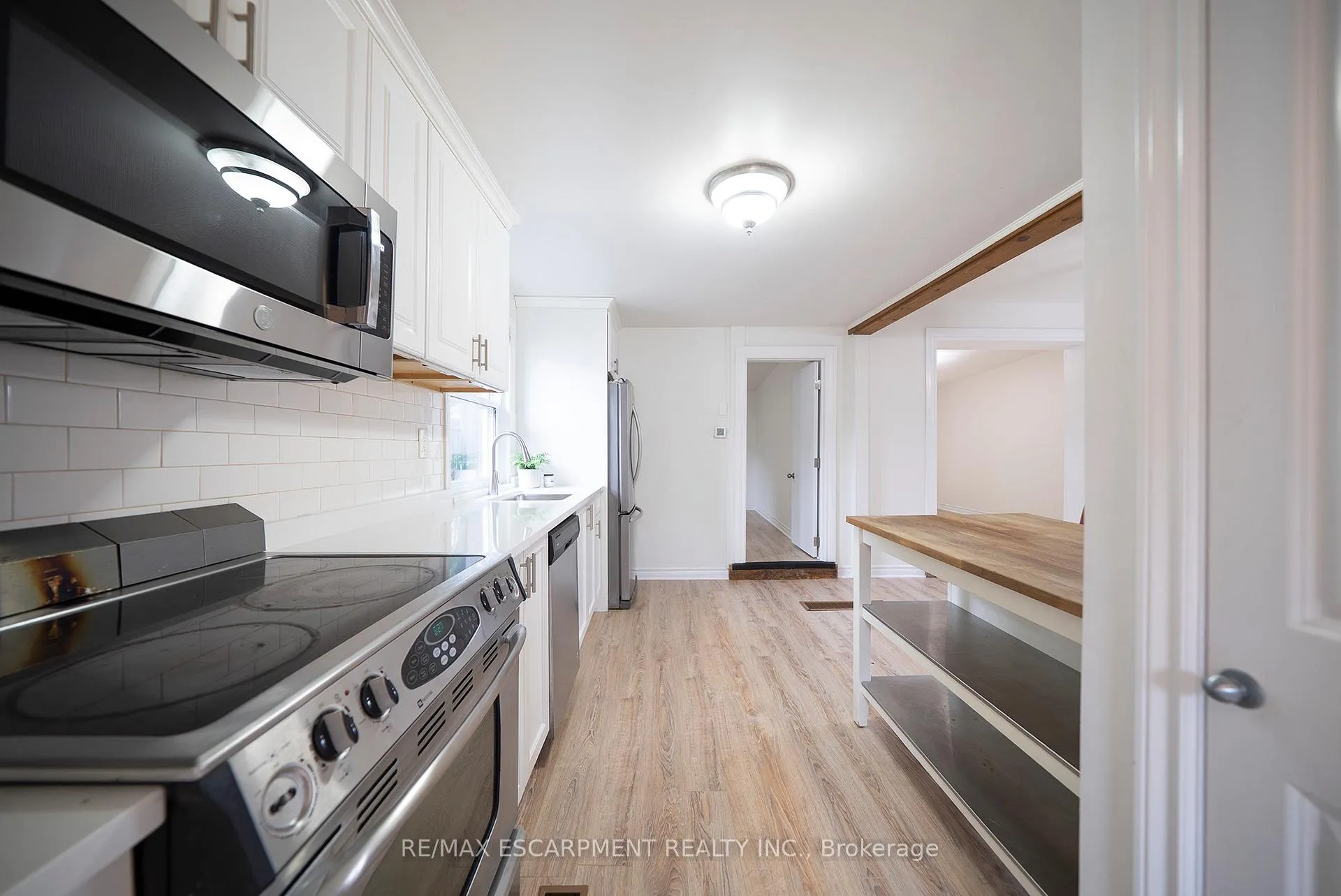 Photo 6 of 15 Margueretta Street, Brantford, Henderson-Sky Acres — HOMEH