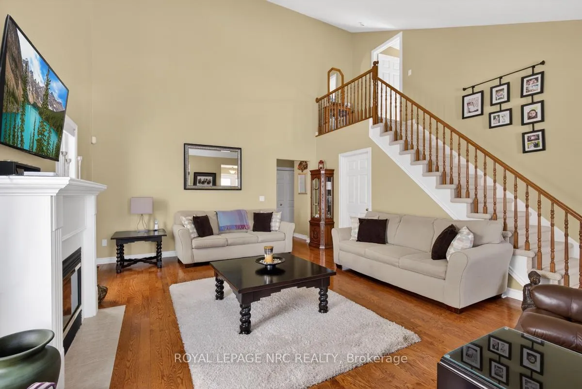 Photo 6 of 7 Mason Drive, Pelham, Fonthill — HOMEH