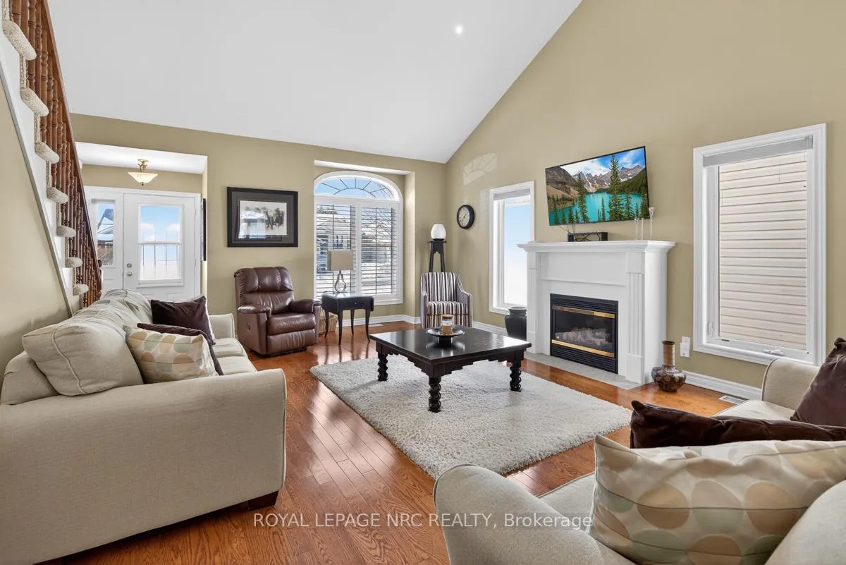 Photo 8 of 7 Mason Drive, Pelham, Fonthill — HOMEH