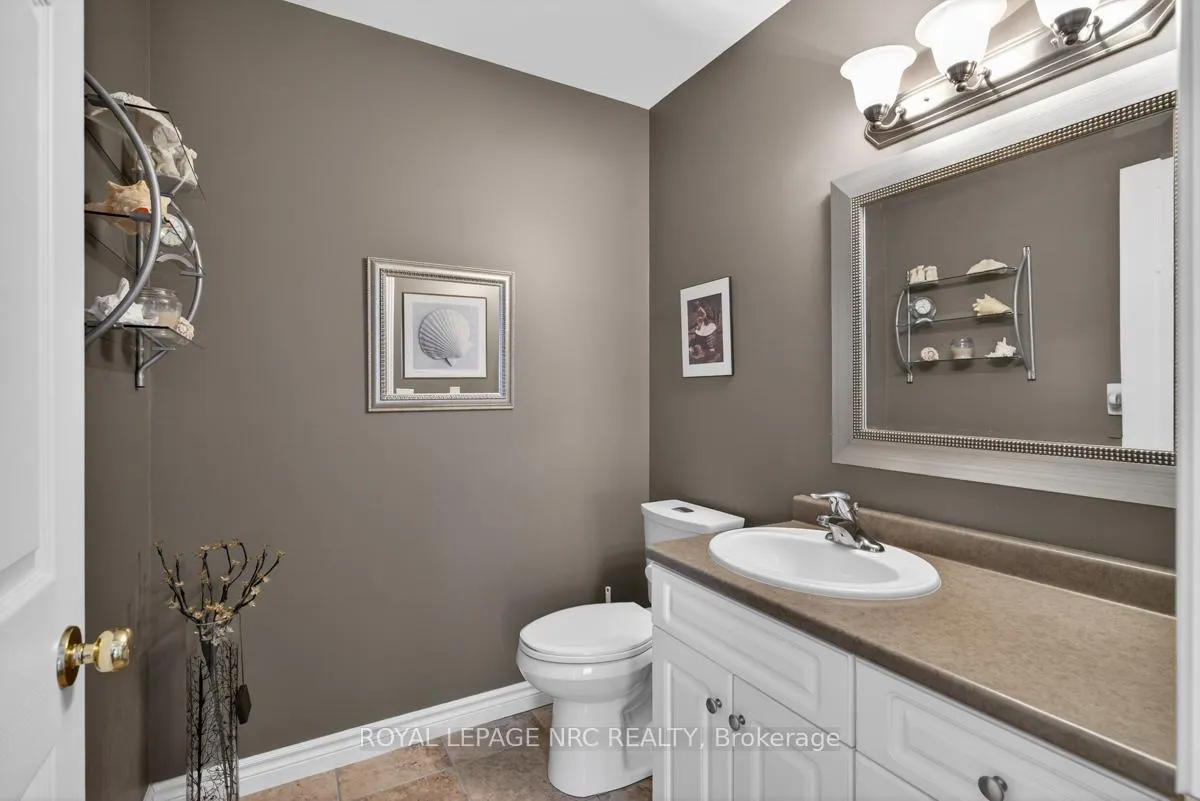 Photo 11 of 7 Mason Drive, Pelham, Fonthill — HOMEH