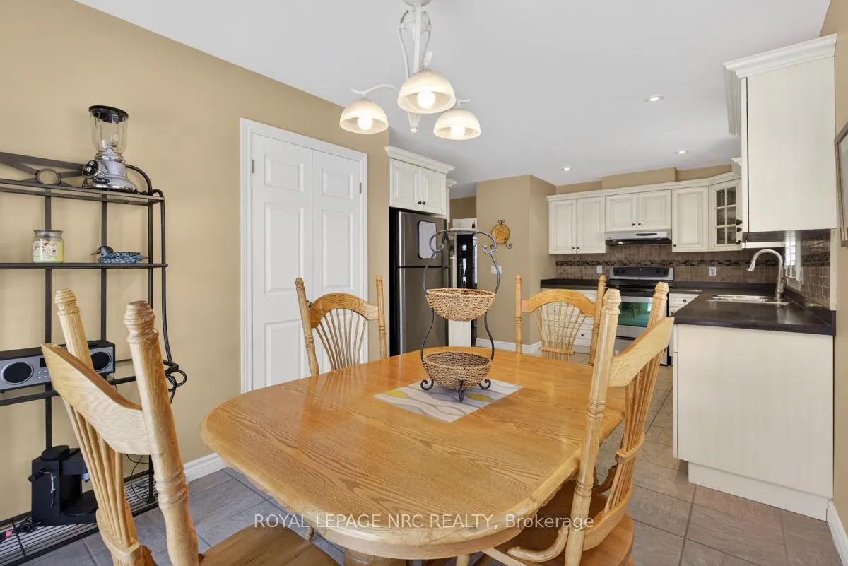 Photo 19 of 7 Mason Drive, Pelham, Fonthill — HOMEH