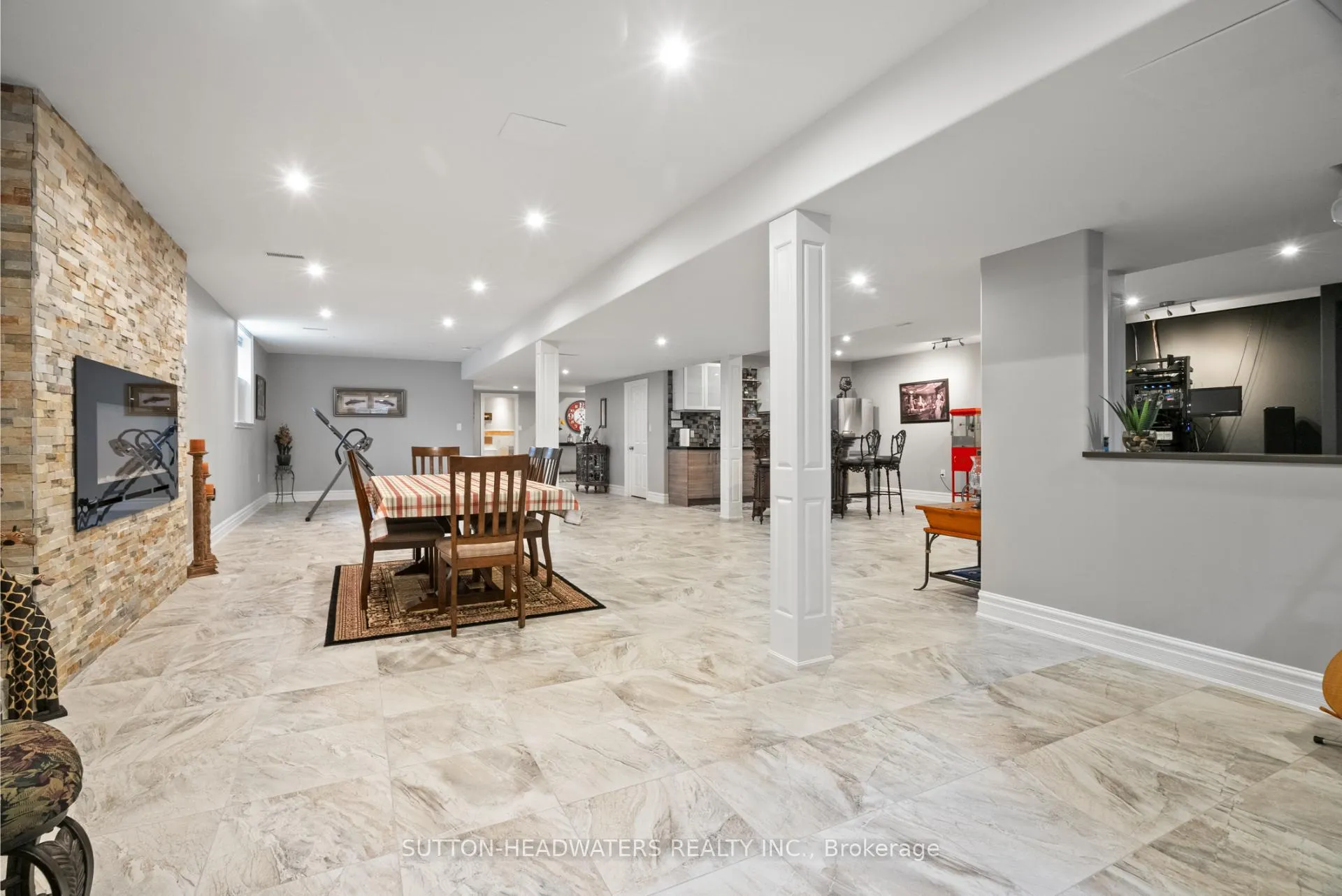 Photo 32 of 63 Brookhaven Crescent, East Garafraxa, Rural East Garafraxa — HOMEH