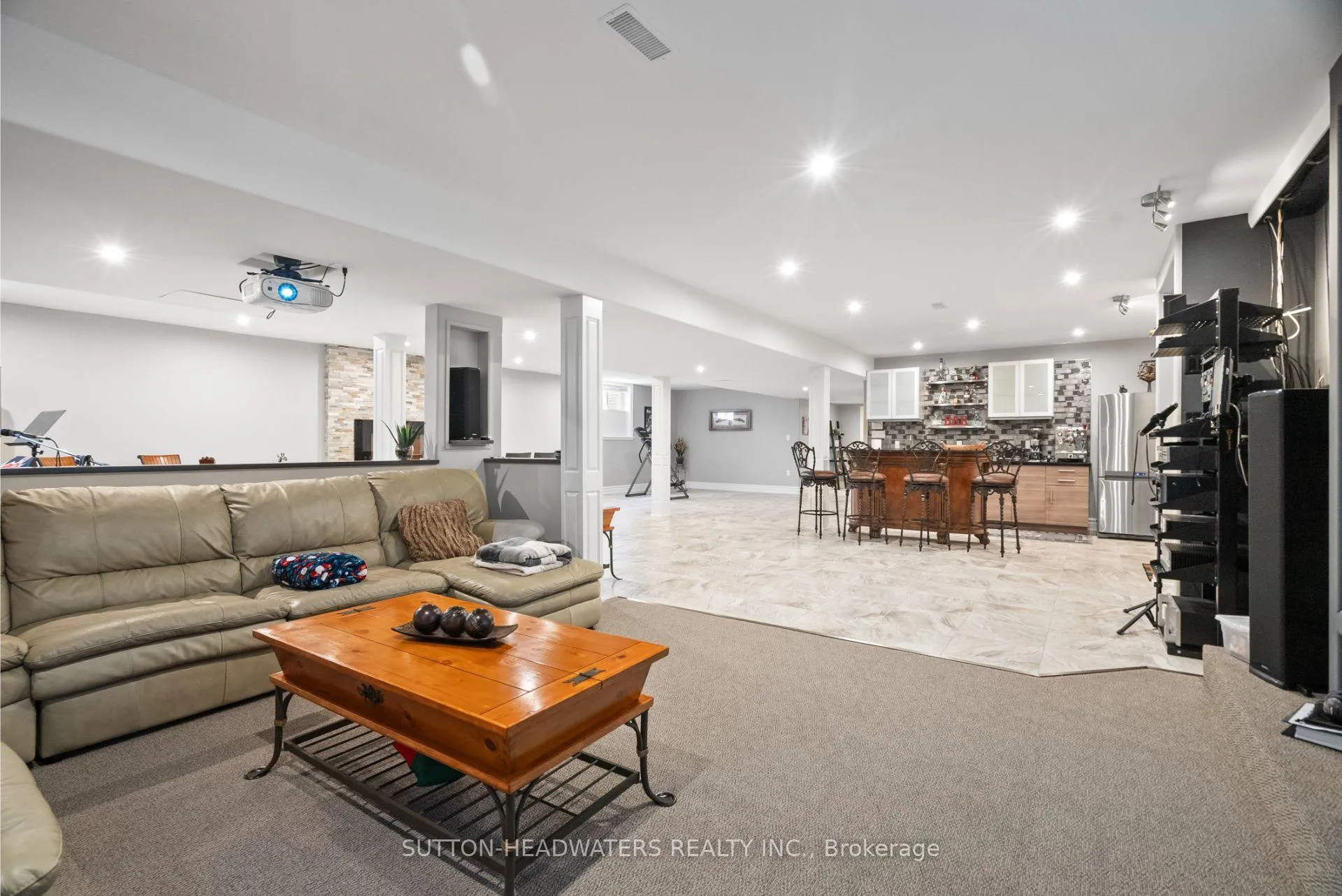Photo 34 of 63 Brookhaven Crescent, East Garafraxa, Rural East Garafraxa — HOMEH