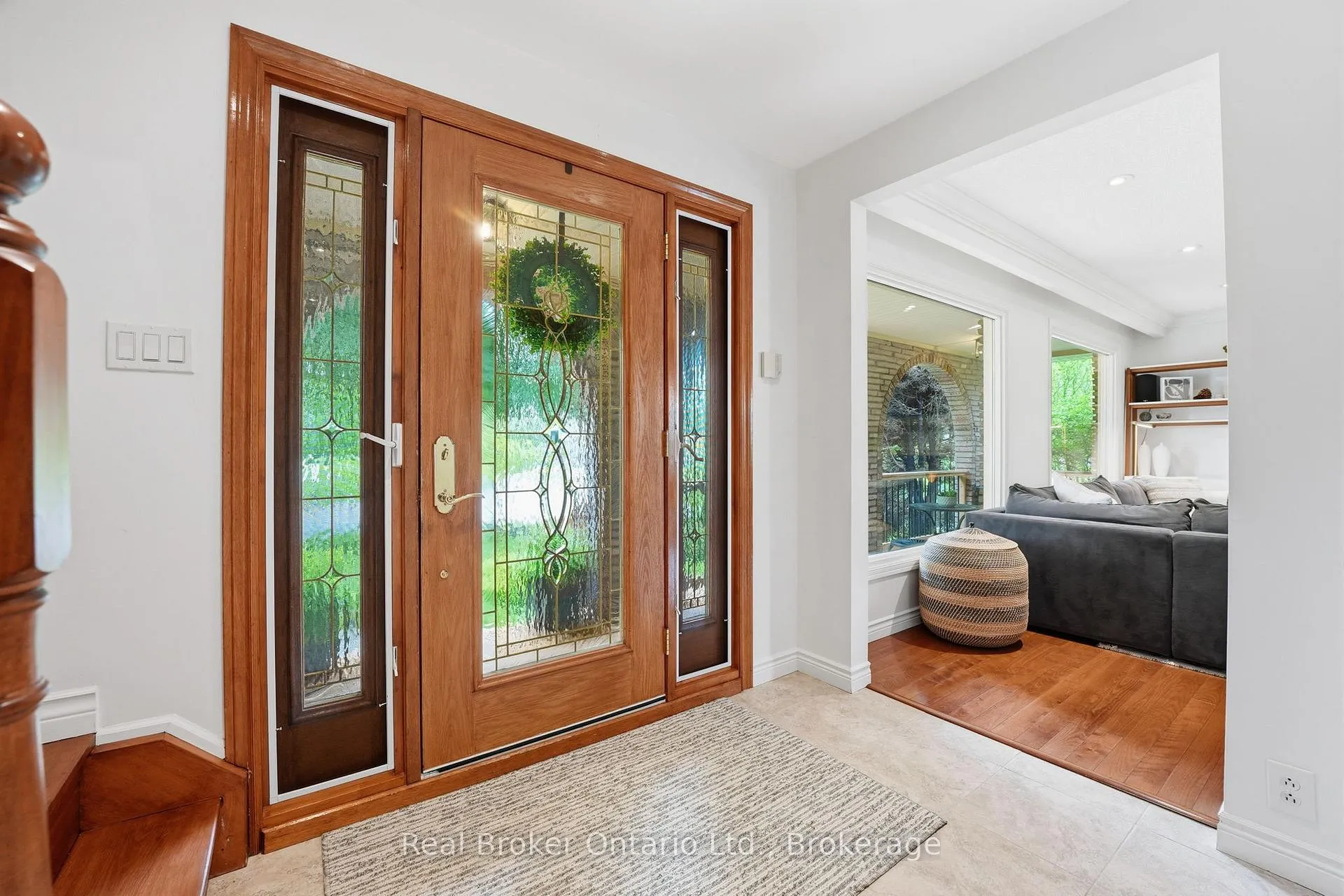 Photo 5 of 245 Applevale Court, Burlington, Shoreacres — HOMEH