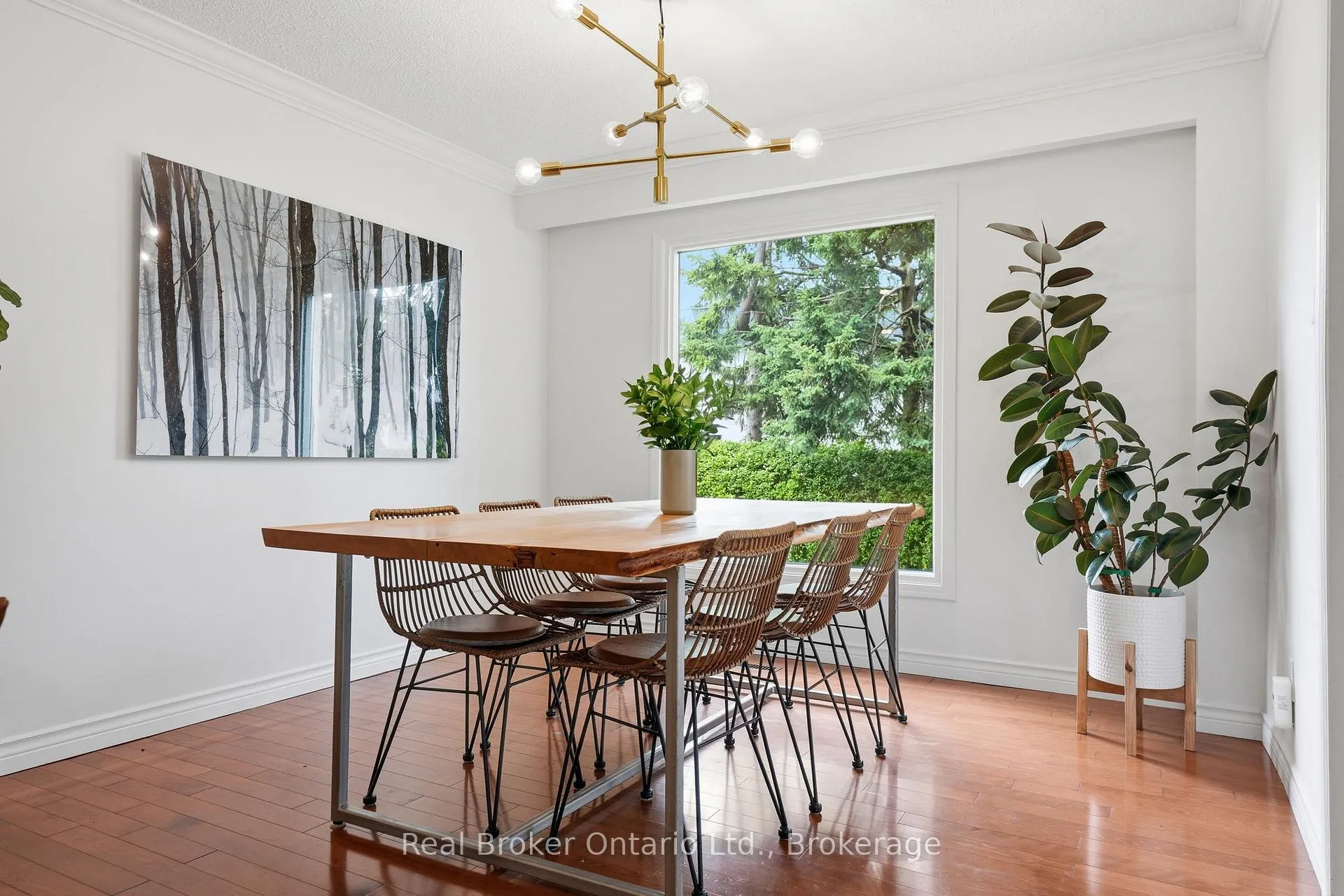 Photo 9 of 245 Applevale Court, Burlington, Shoreacres — HOMEH