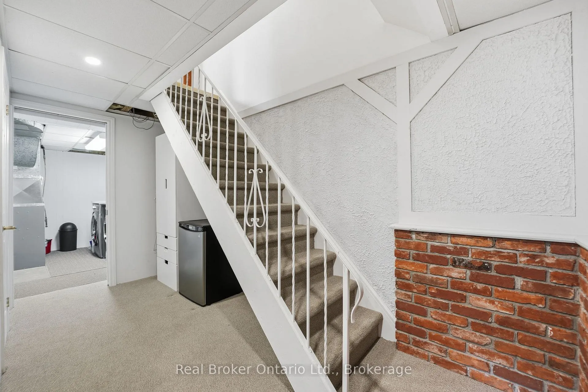 Photo 29 of 245 Applevale Court, Burlington, Shoreacres — HOMEH