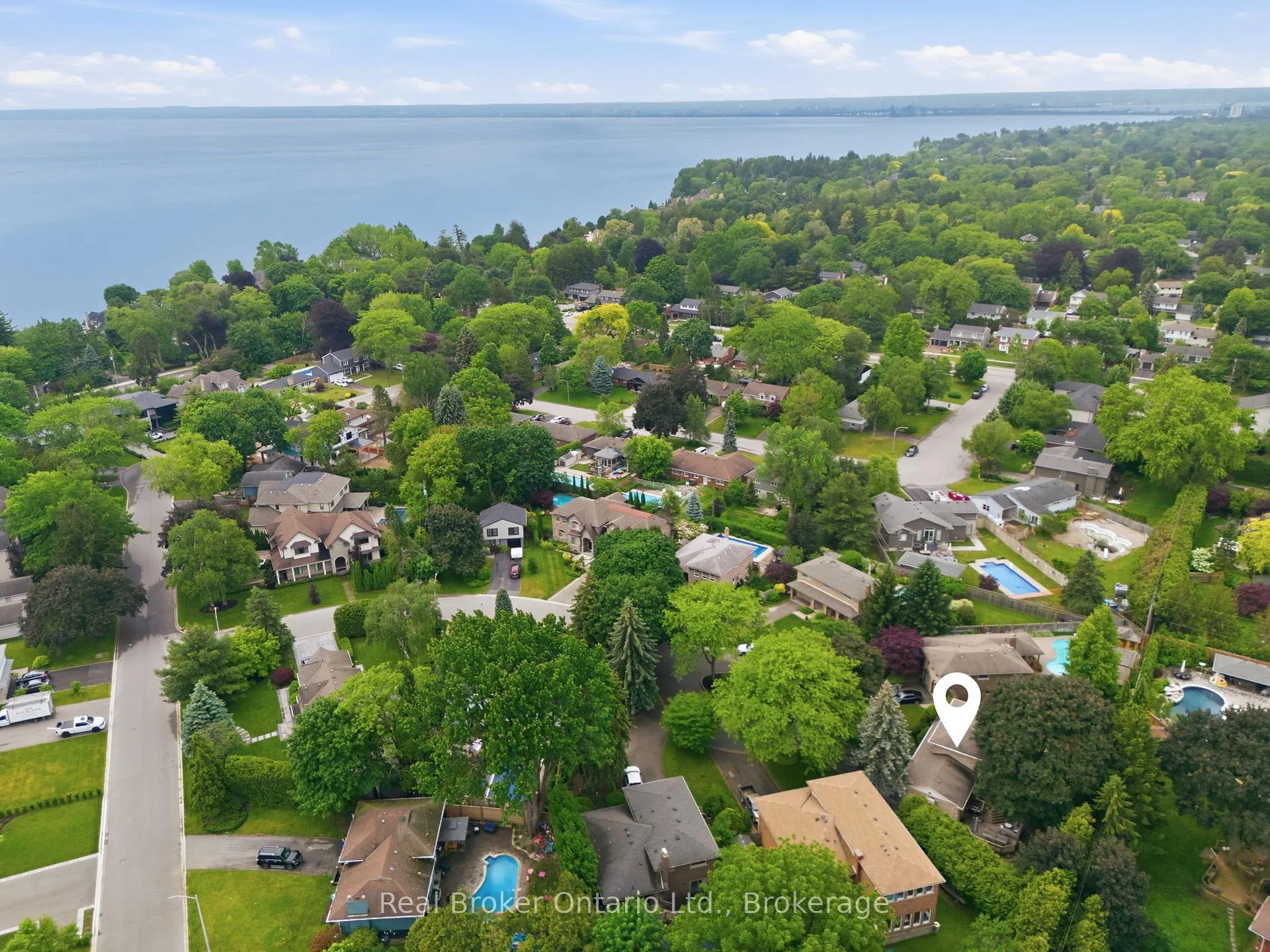 Photo 47 of 245 Applevale Court, Burlington, Shoreacres — HOMEH