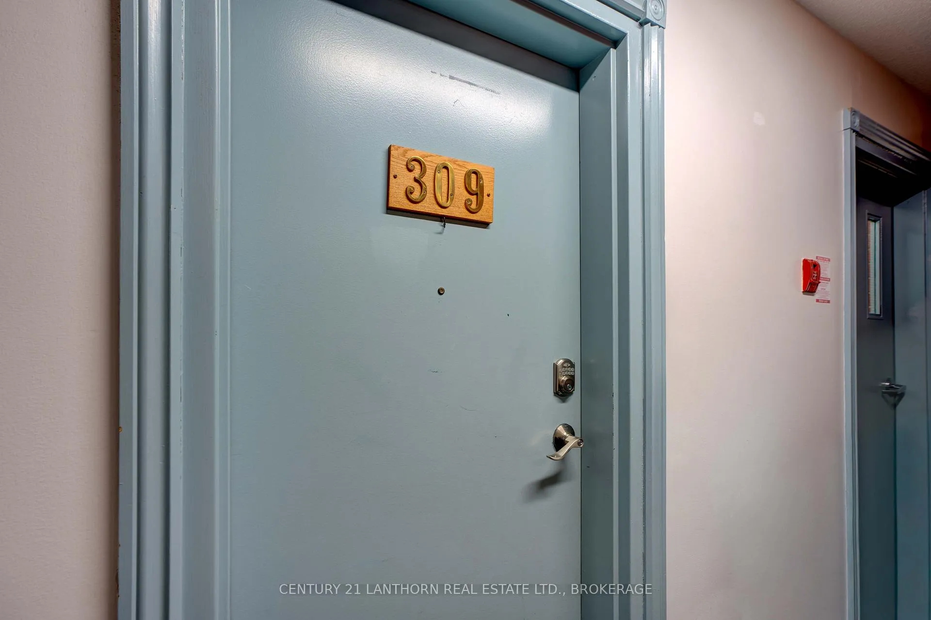 Photo 5 of Unit 309, 580 Armstrong Road, Kingston, East Gardiners Rd — HOMEH