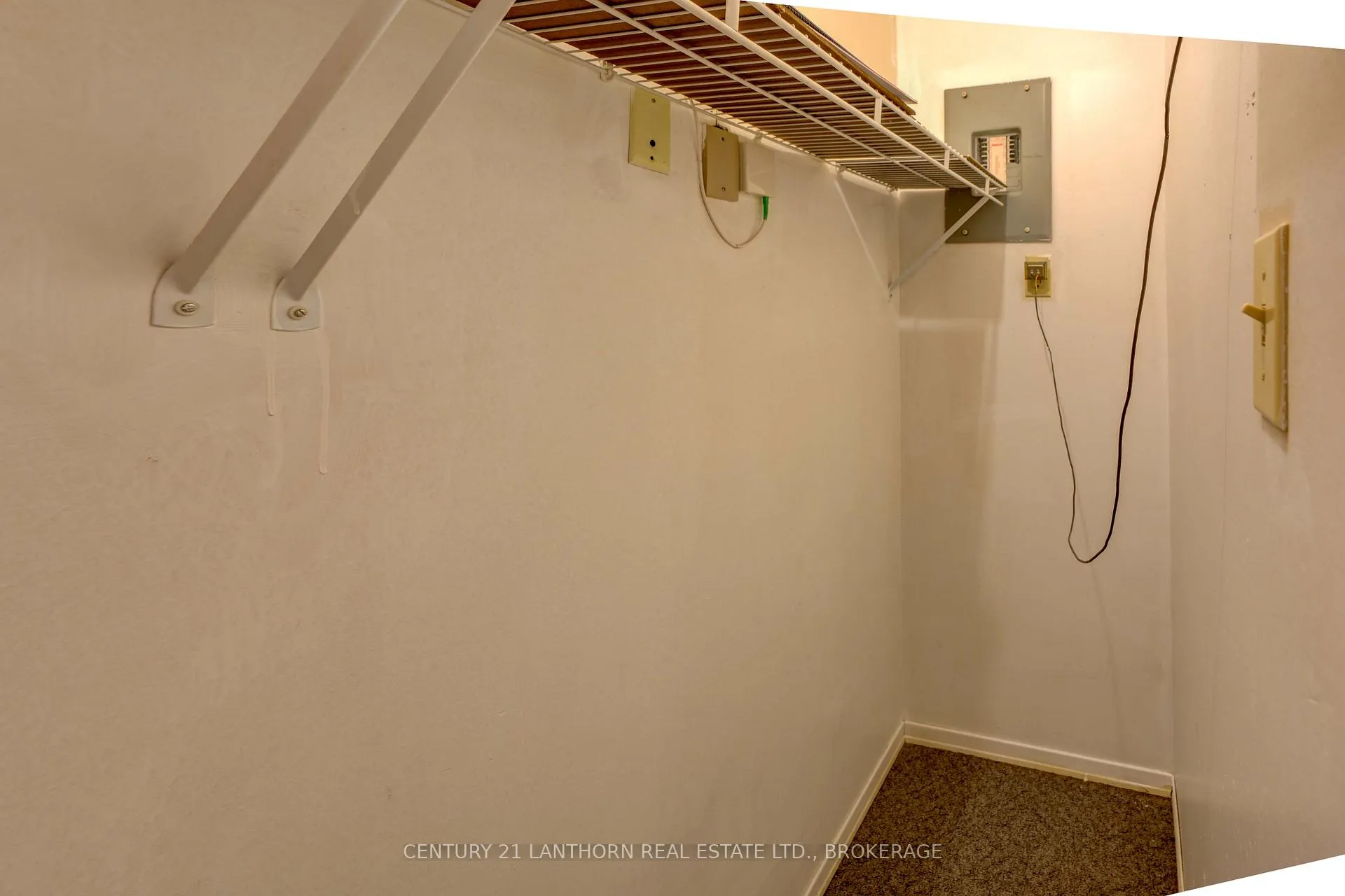 Photo 11 of Unit 309, 580 Armstrong Road, Kingston, East Gardiners Rd — HOMEH