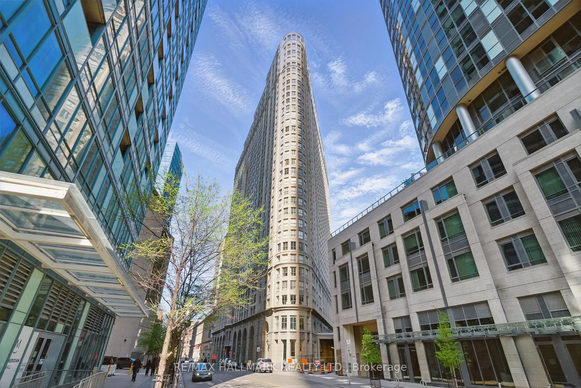 Photo 2 of Unit 1320, 25 The Esplanade, Toronto, Waterfront Communities — HOMEH