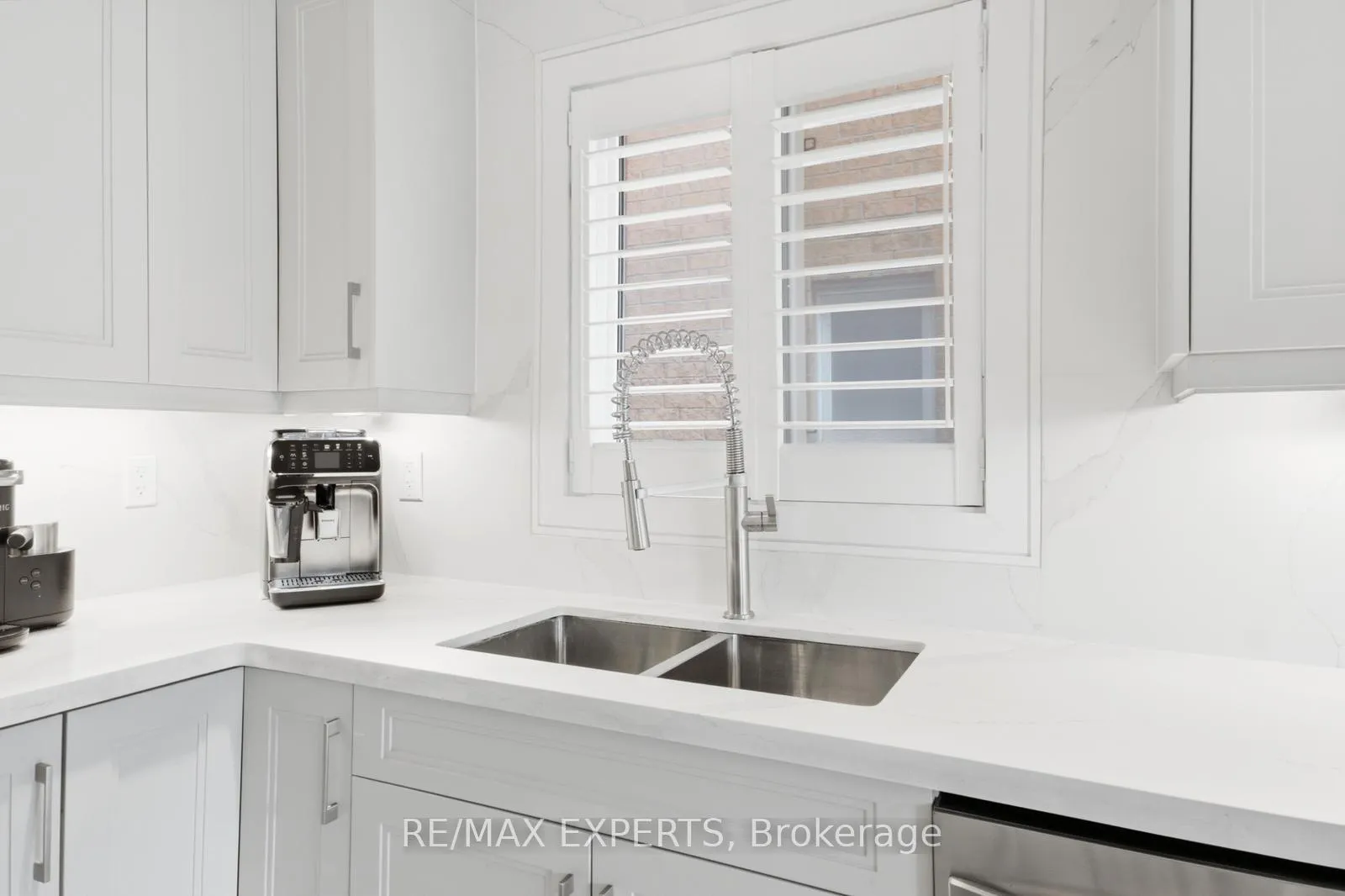 Photo 7 of 67 Seafield Road, Vaughan, Maple — HOMEH