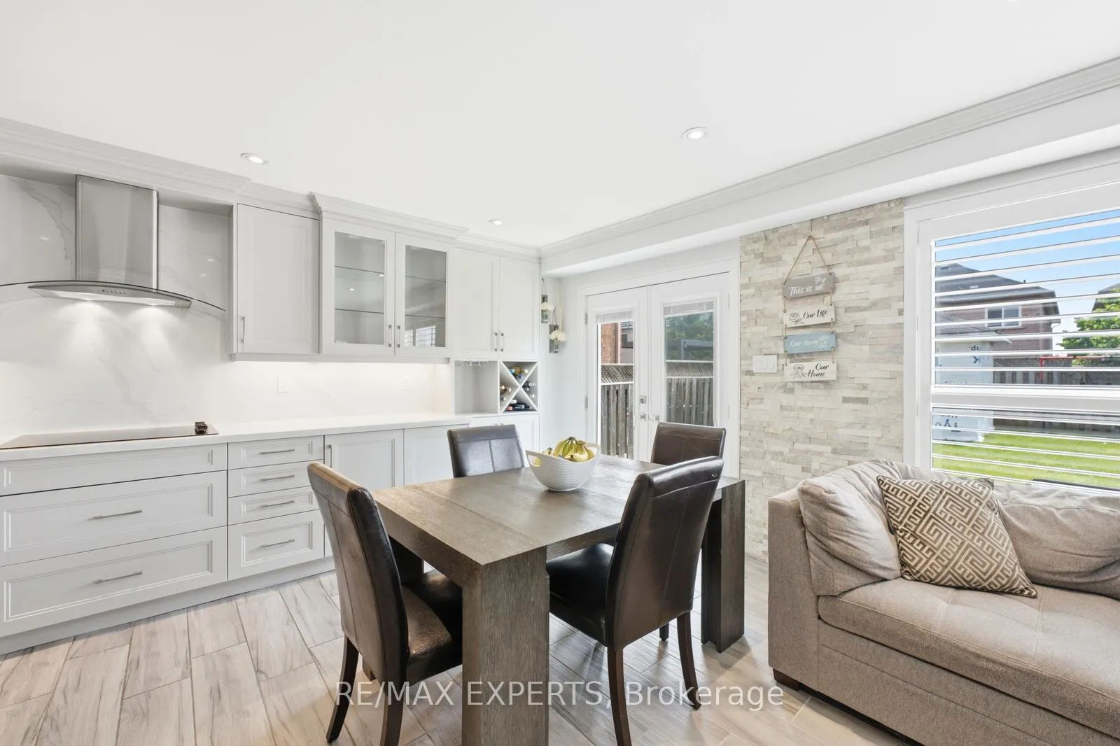 Photo 10 of 67 Seafield Road, Vaughan, Maple — HOMEH