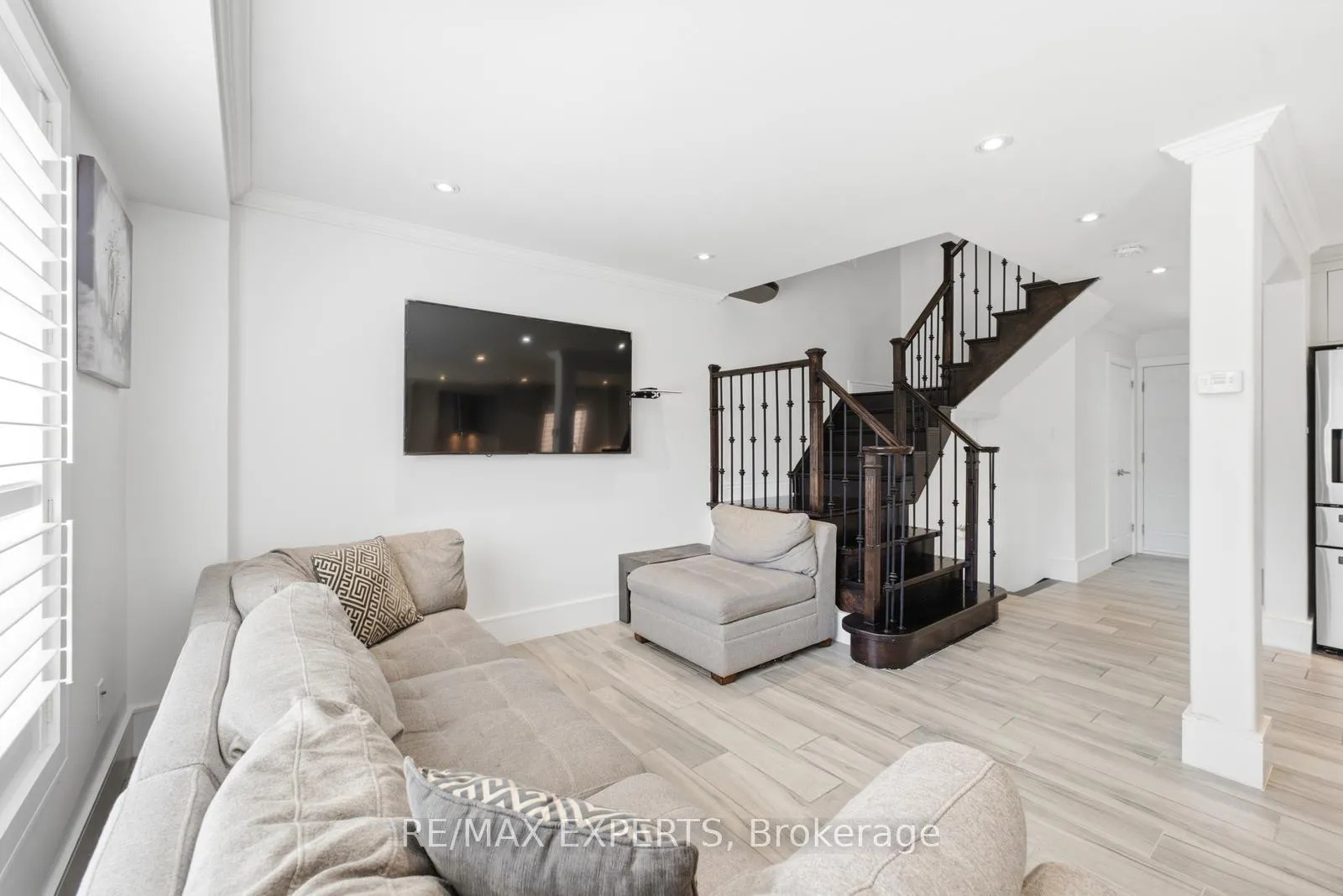 Photo 13 of 67 Seafield Road, Vaughan, Maple — HOMEH