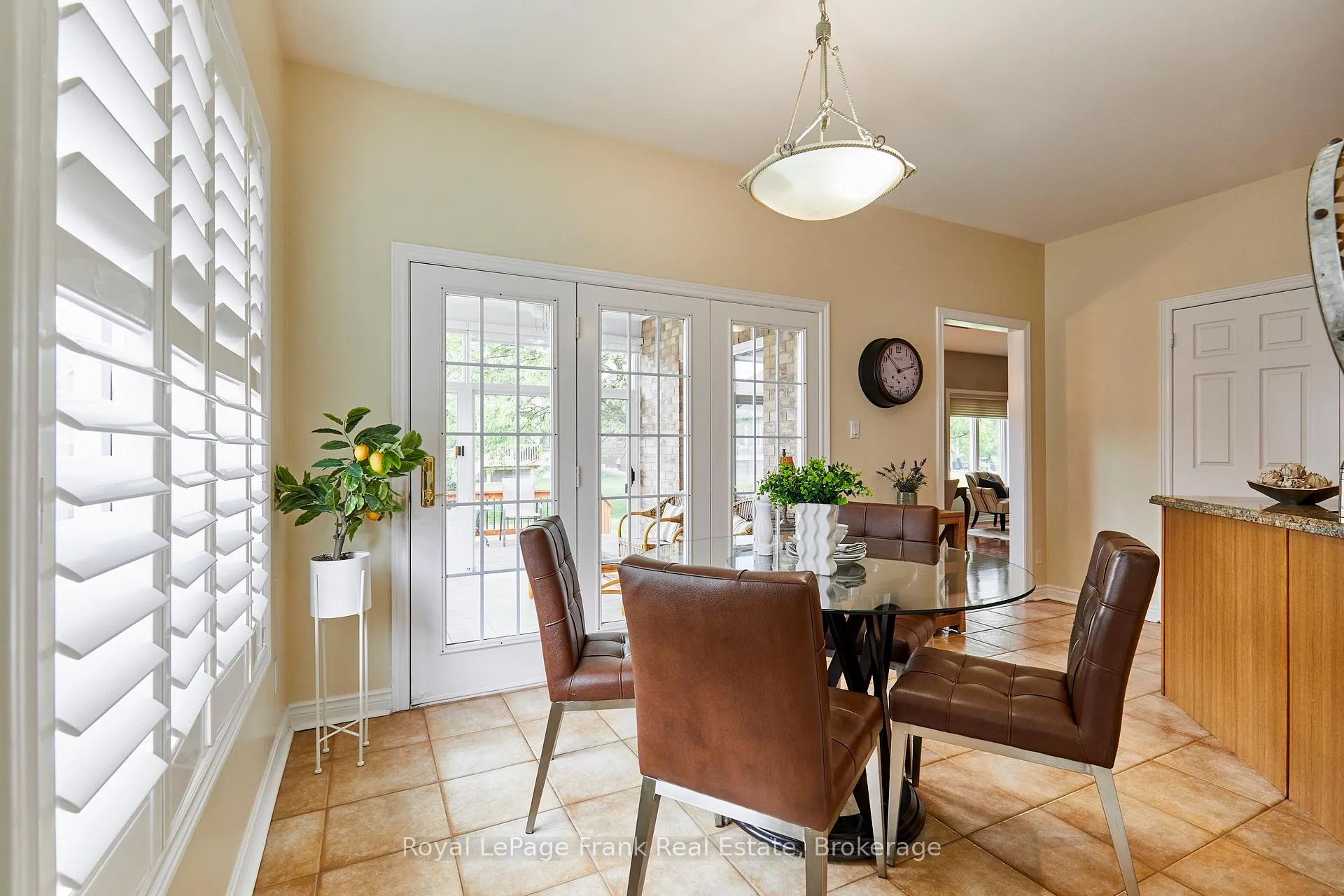 Photo 16 of 58 Waterbury Crescent, Scugog, Port Perry — HOMEH