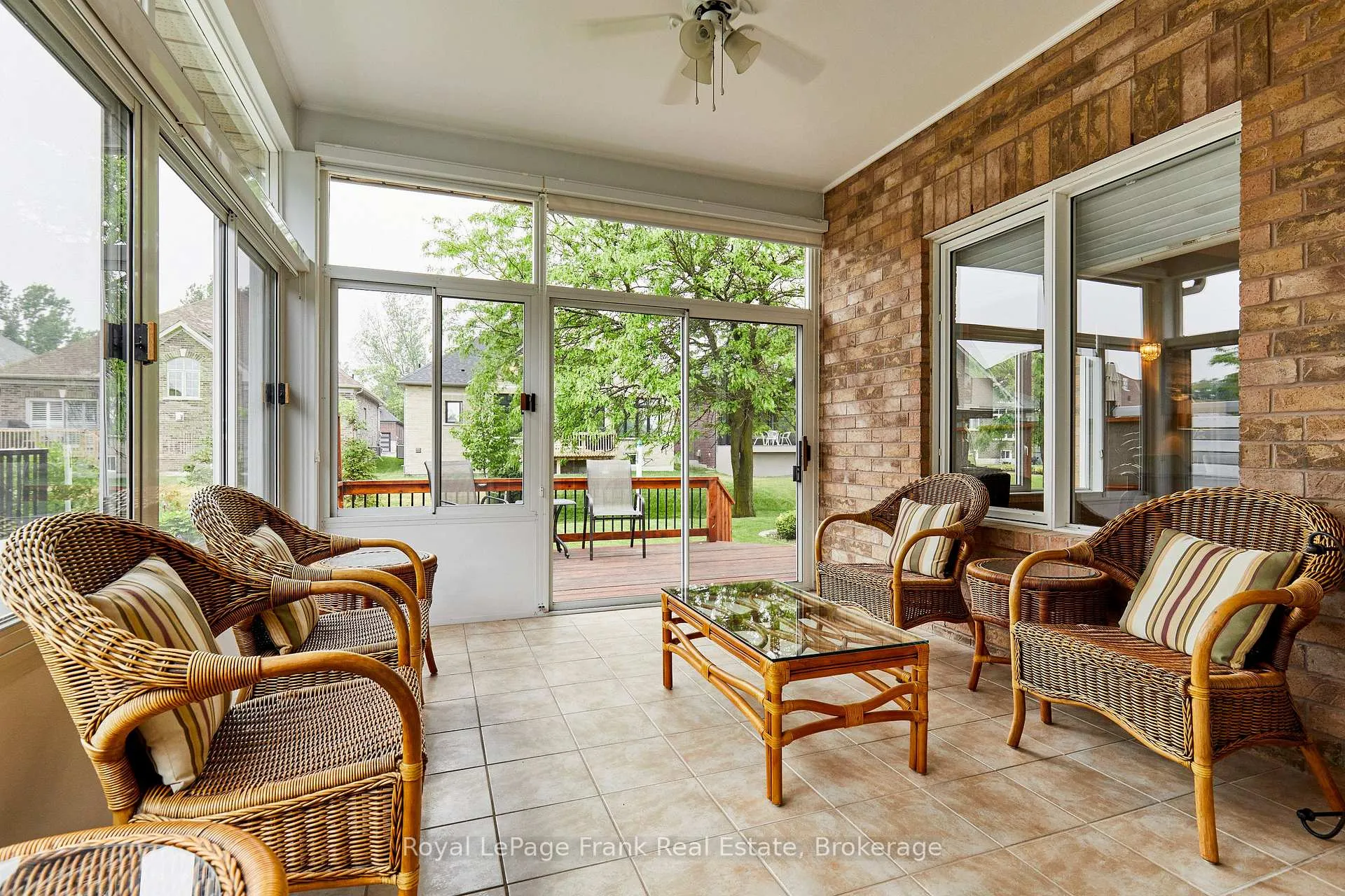 Photo 17 of 58 Waterbury Crescent, Scugog, Port Perry — HOMEH