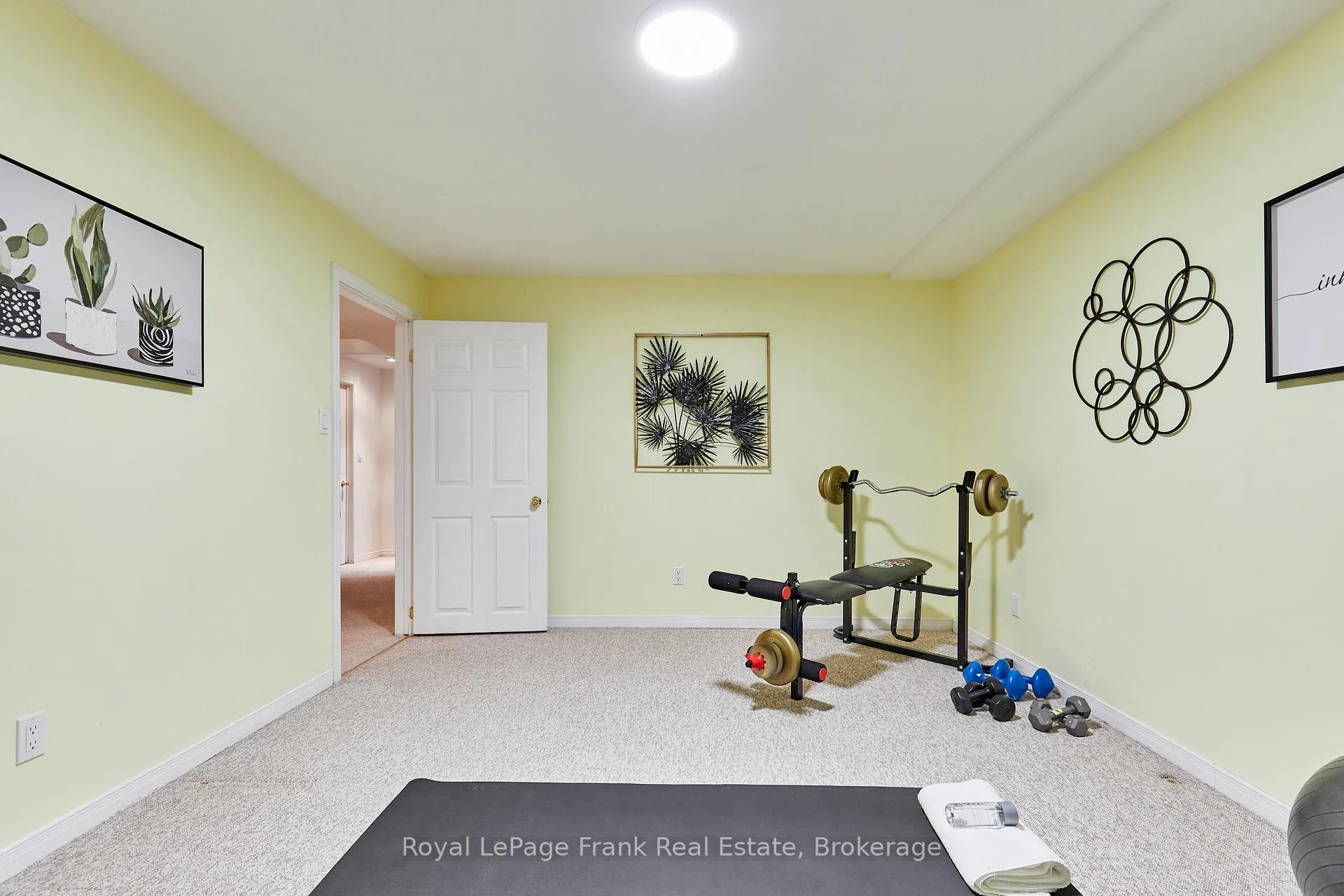 Photo 30 of 58 Waterbury Crescent, Scugog, Port Perry — HOMEH