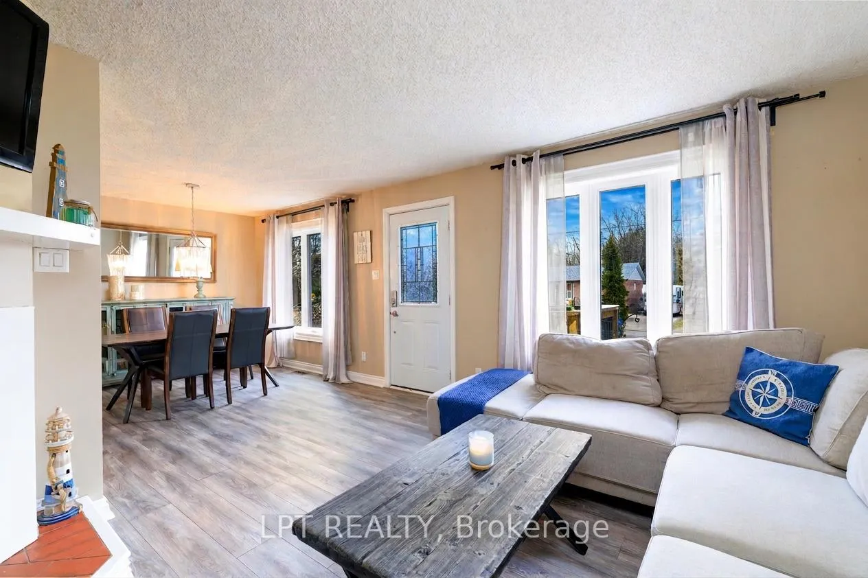 Photo 6 of 11 Hardwood Drive, Georgina, Sutton & Jackson's Point — HOMEH