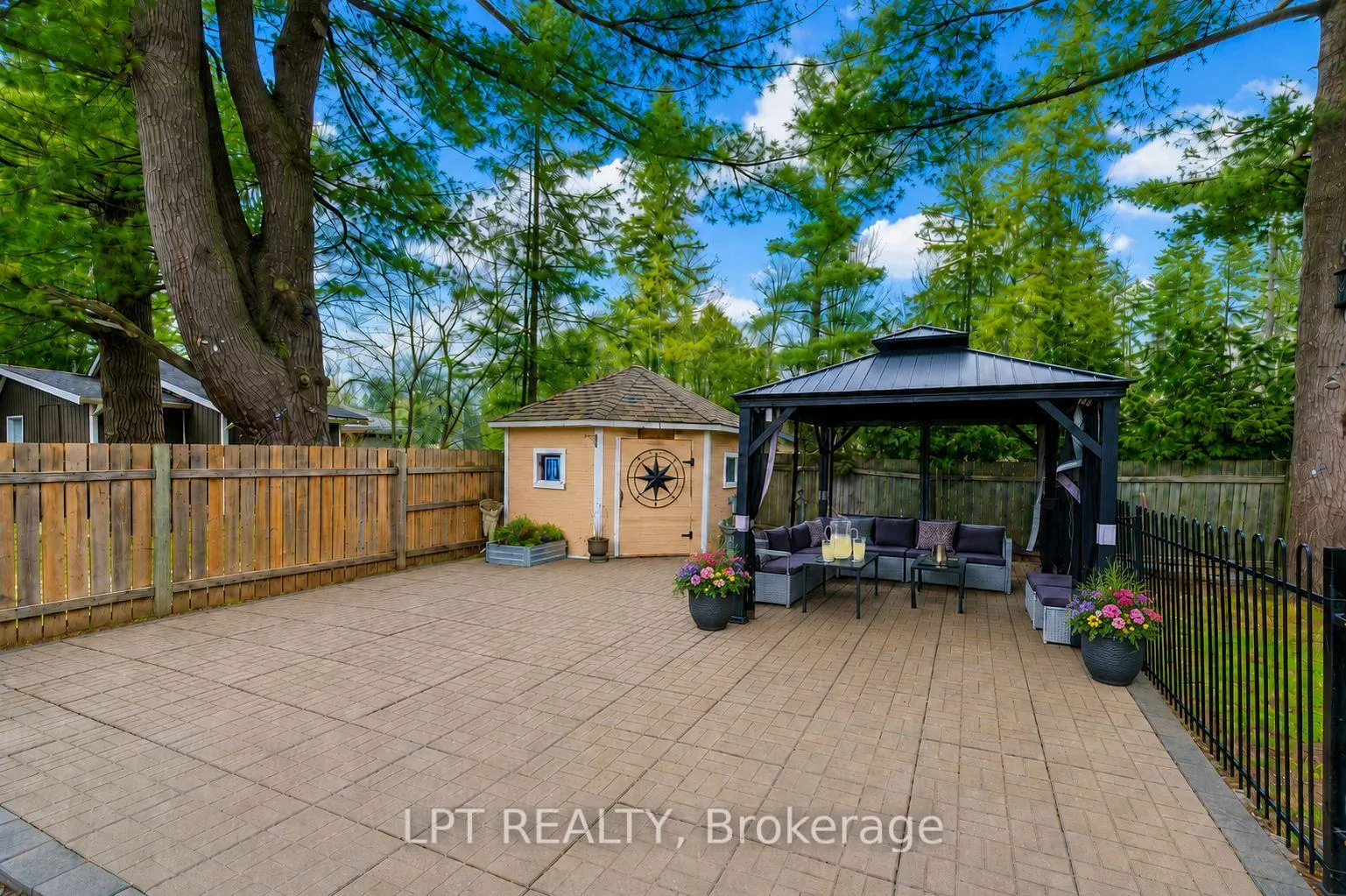 Photo 26 of 11 Hardwood Drive, Georgina, Sutton & Jackson's Point — HOMEH