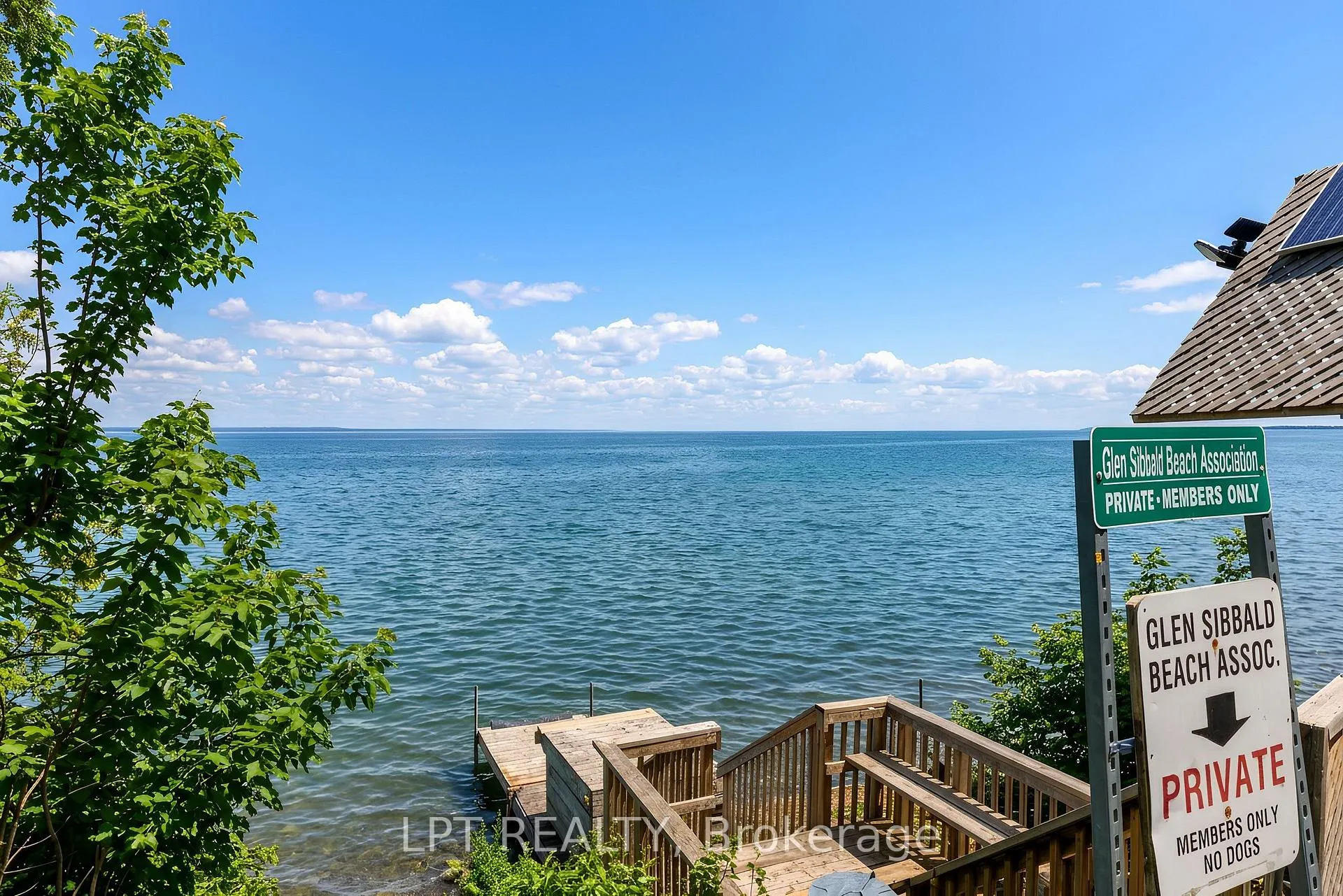 Photo 35 of 11 Hardwood Drive, Georgina, Sutton & Jackson's Point — HOMEH
