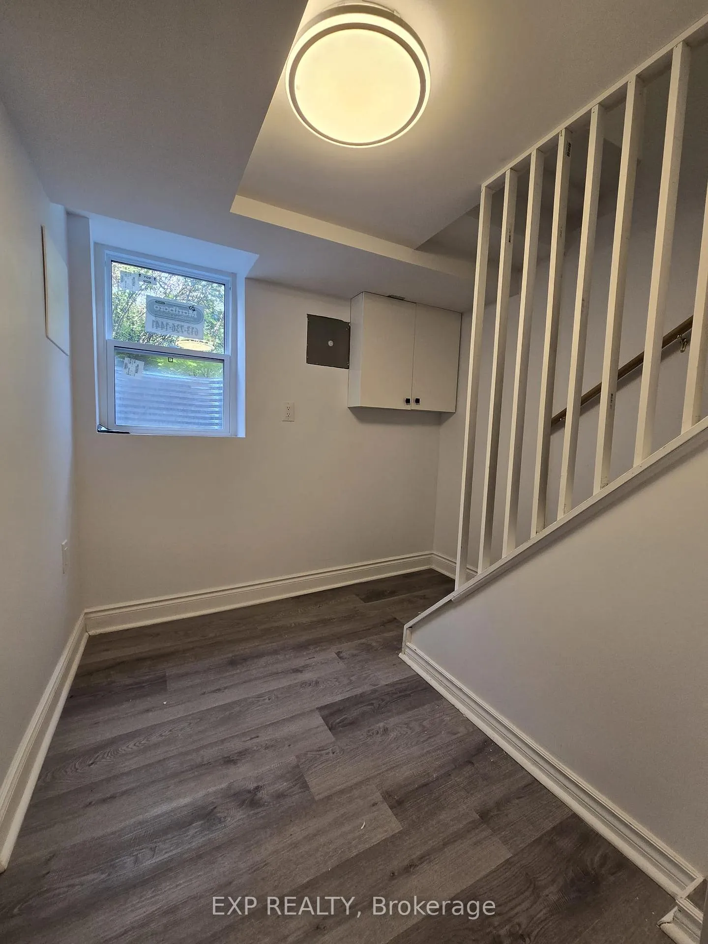 Photo 4 of Unit B, 20 Newhaven Street, Ottawa, Manordale — HOMEH