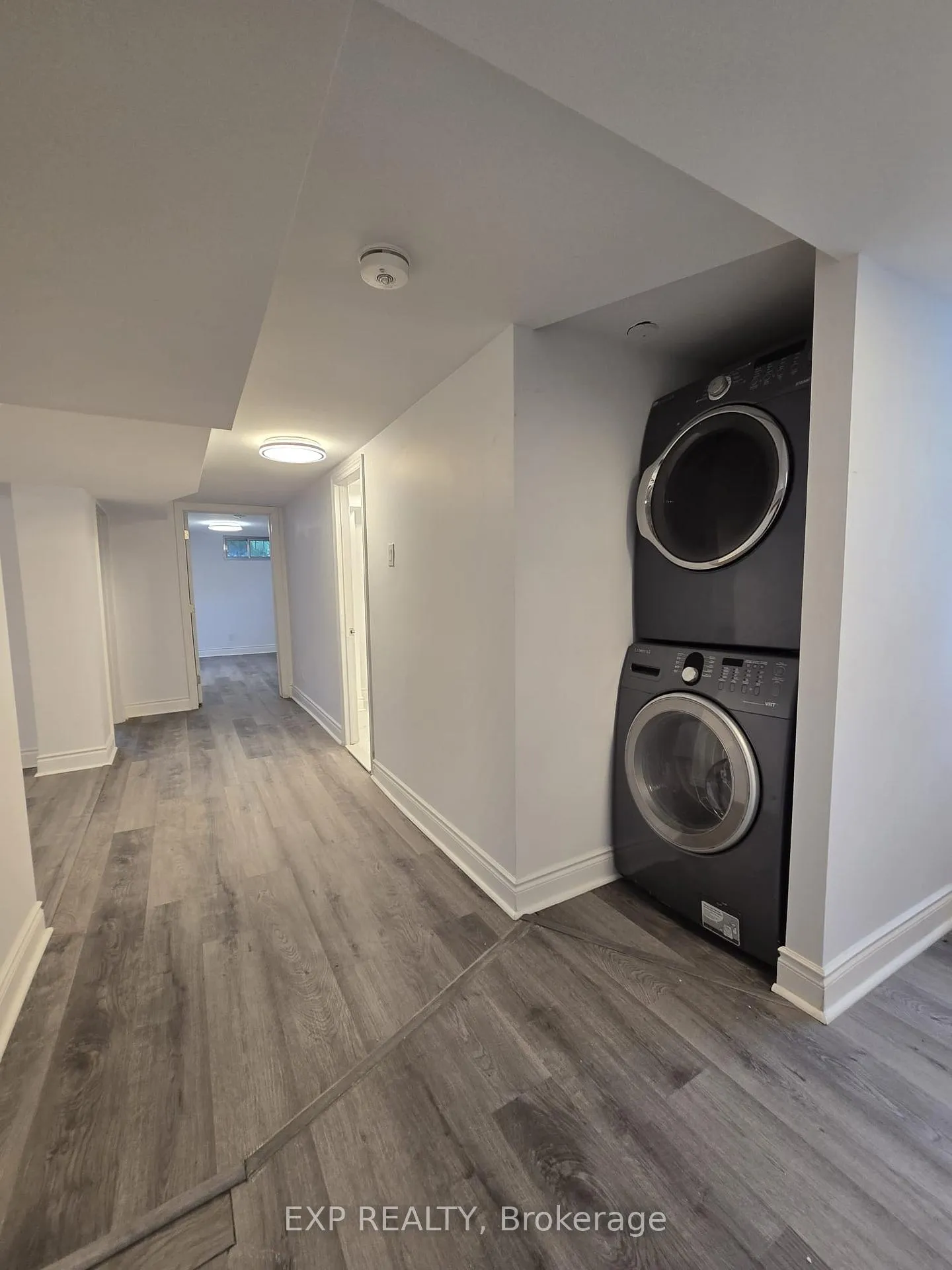 Photo 6 of Unit B, 20 Newhaven Street, Ottawa, Manordale — HOMEH