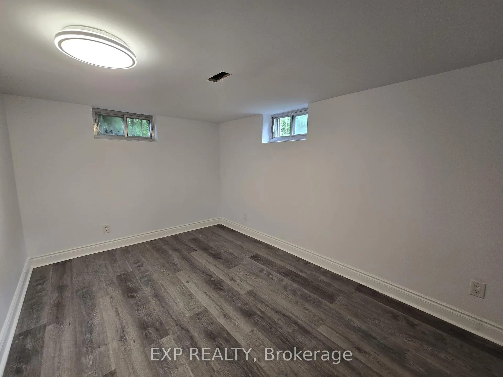 Photo 25 of Unit B, 20 Newhaven Street, Ottawa, Manordale — HOMEH