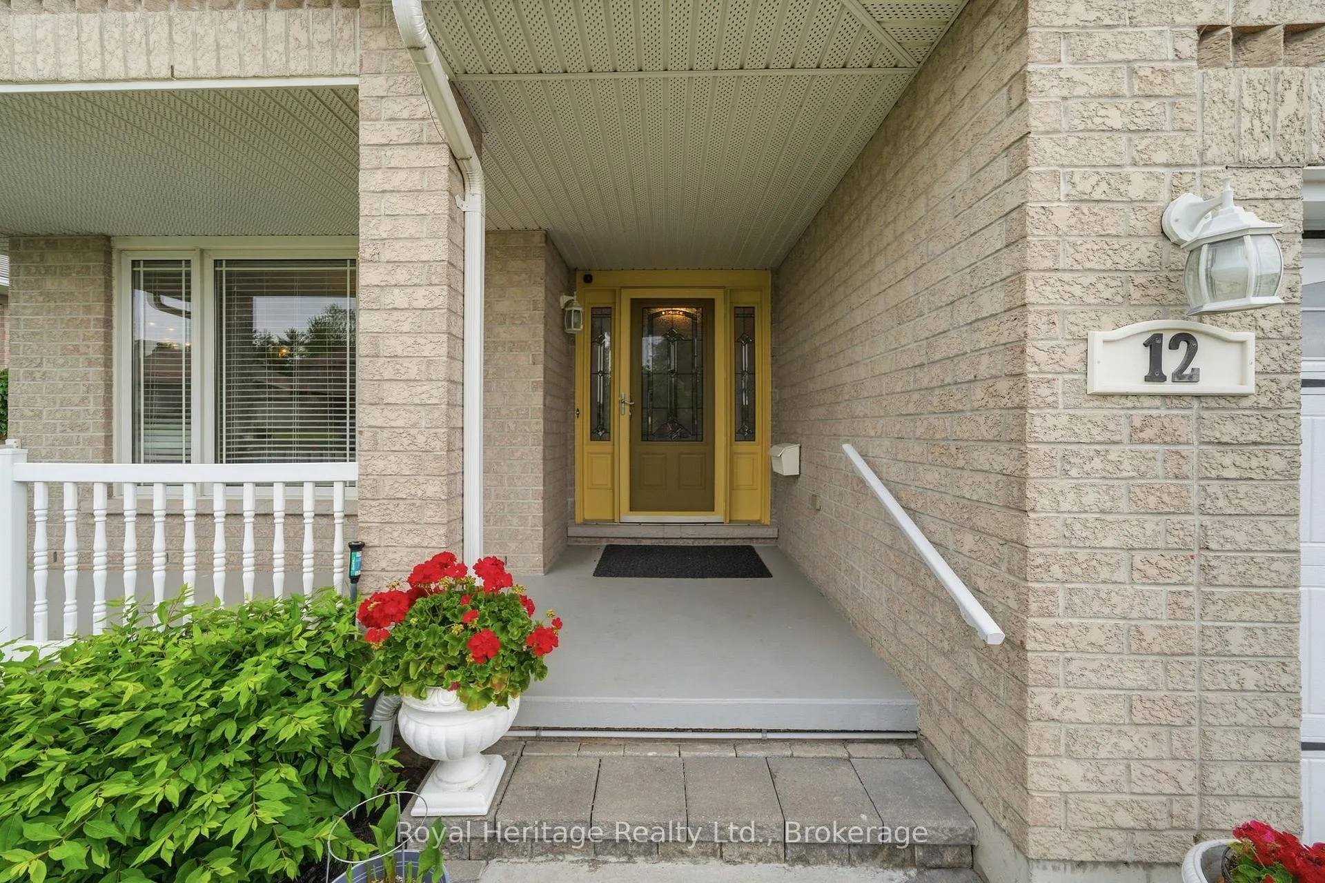 Photo 5 of 12 Kipling Drive, Belleville, Thurlow Ward — HOMEH